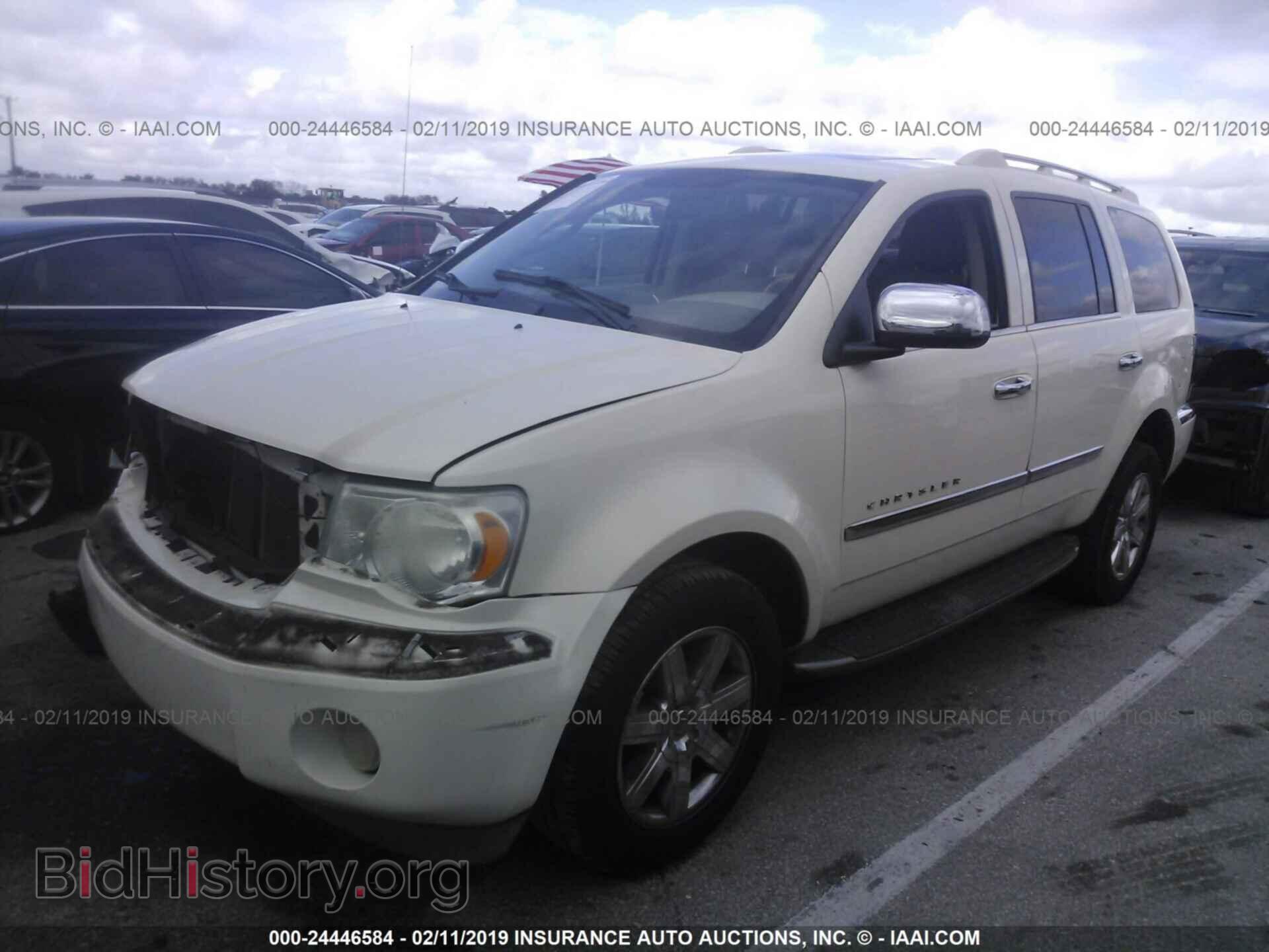 2007 CHRYSLER ASPEN - VIN: 1A8HX58287F586741 - Фото 2