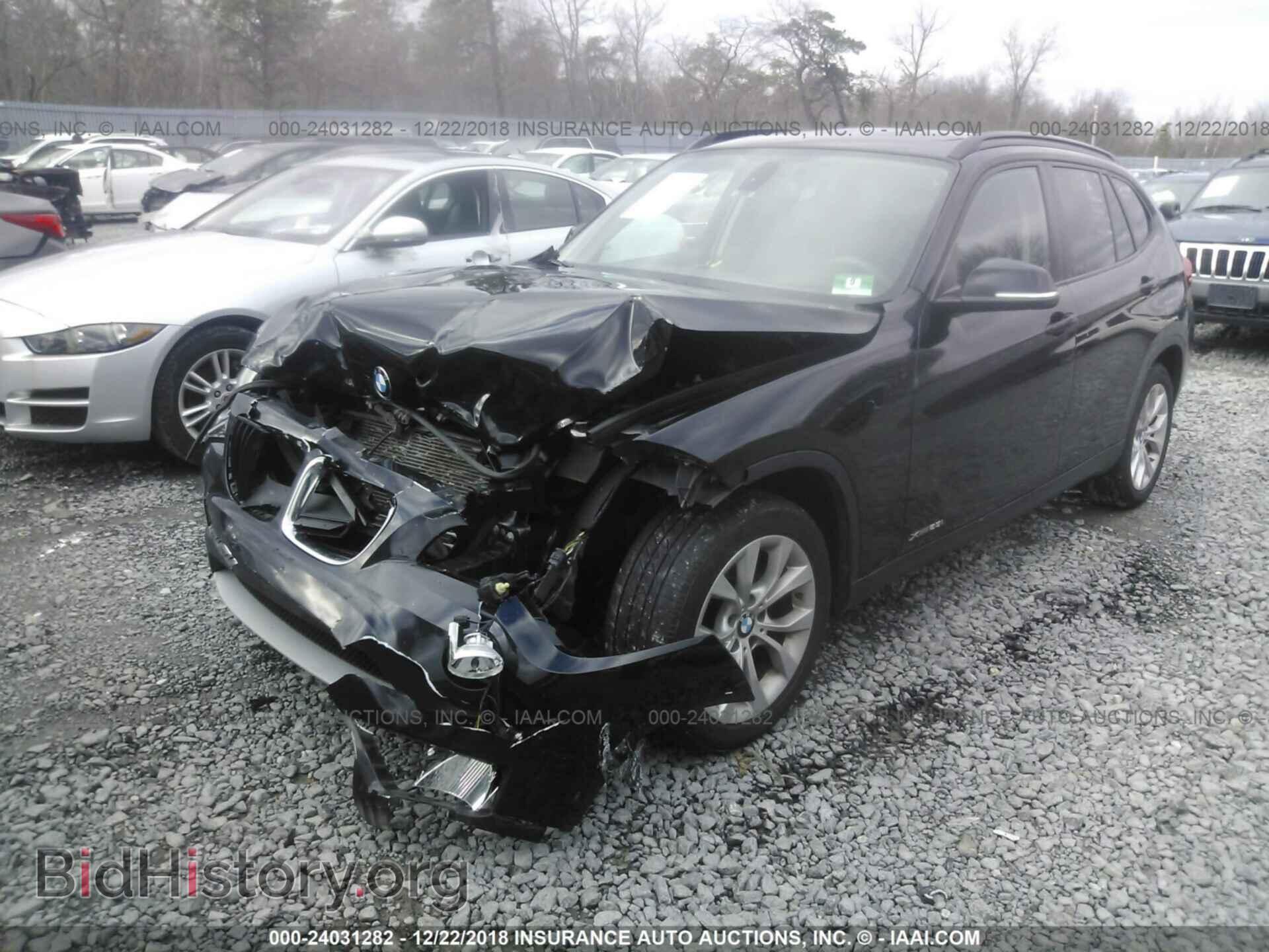 2013 BMW X1 - VIN: WBAVL1C57DVR83484 - Фото 2