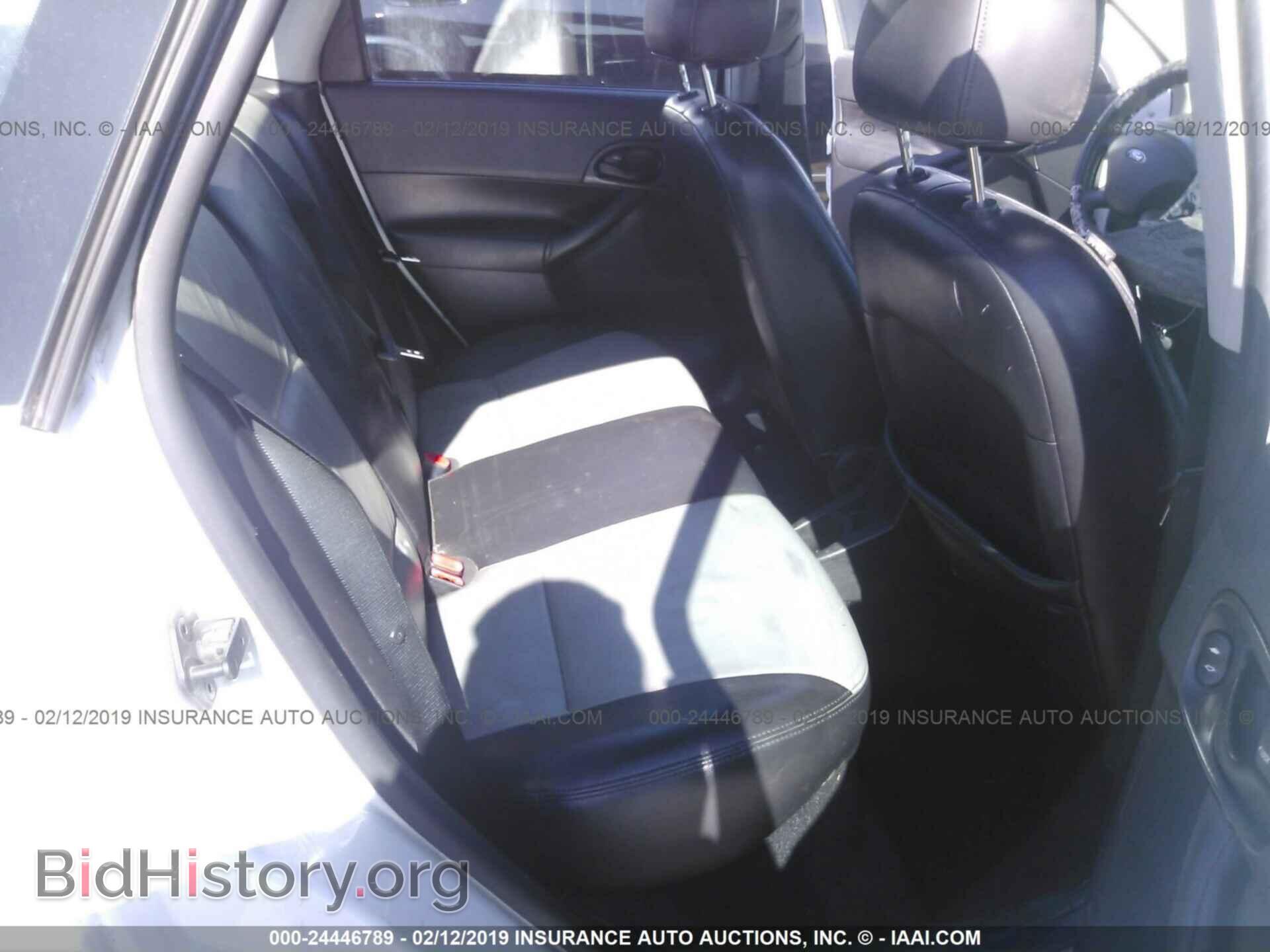 2007 FORD FOCUS - VIN: 1FAHP34N27W189737 - Фото 8