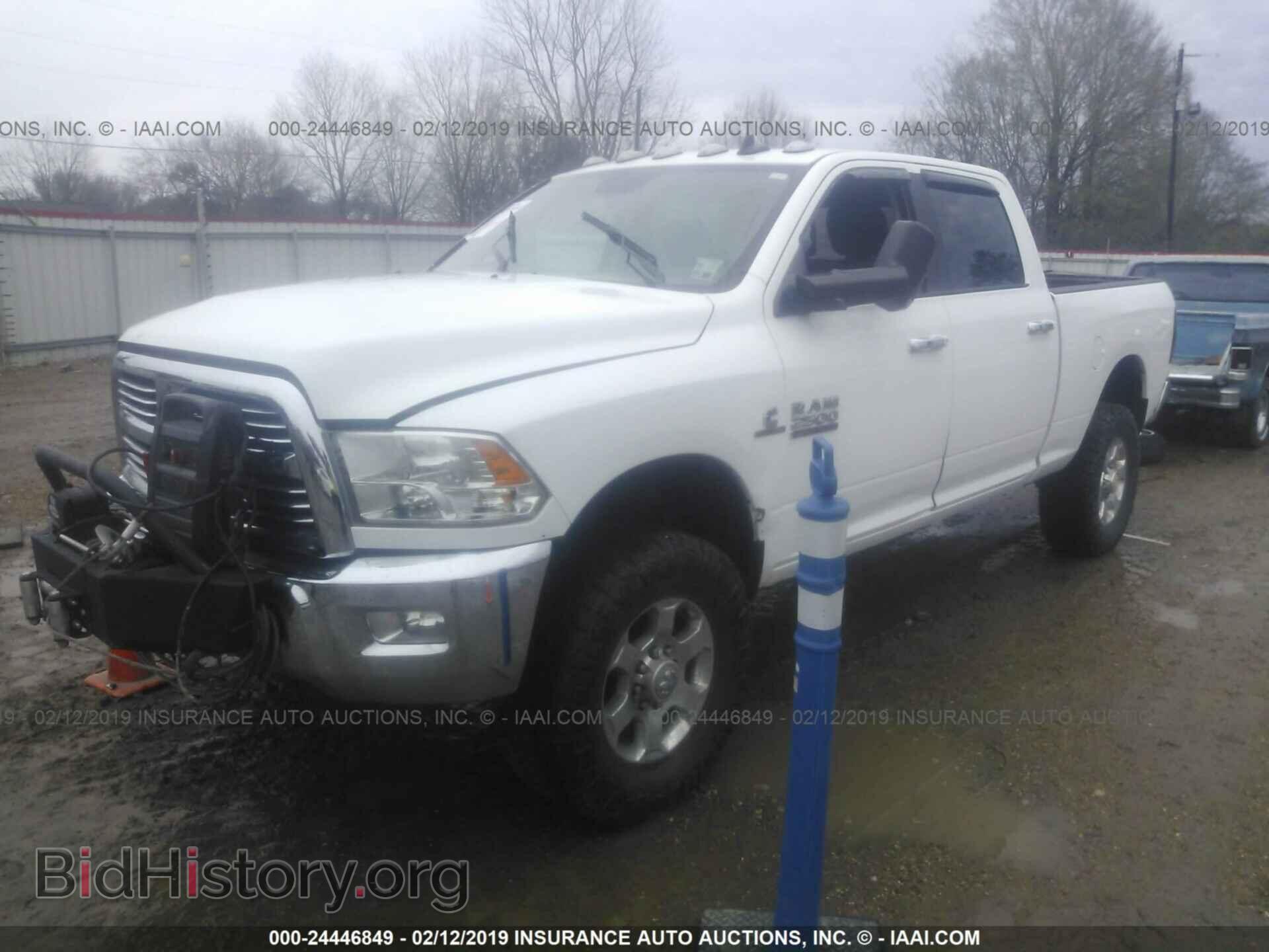 2017 RAM 2500 - VIN: 3C6UR5DL0HG674494 - Photo 2