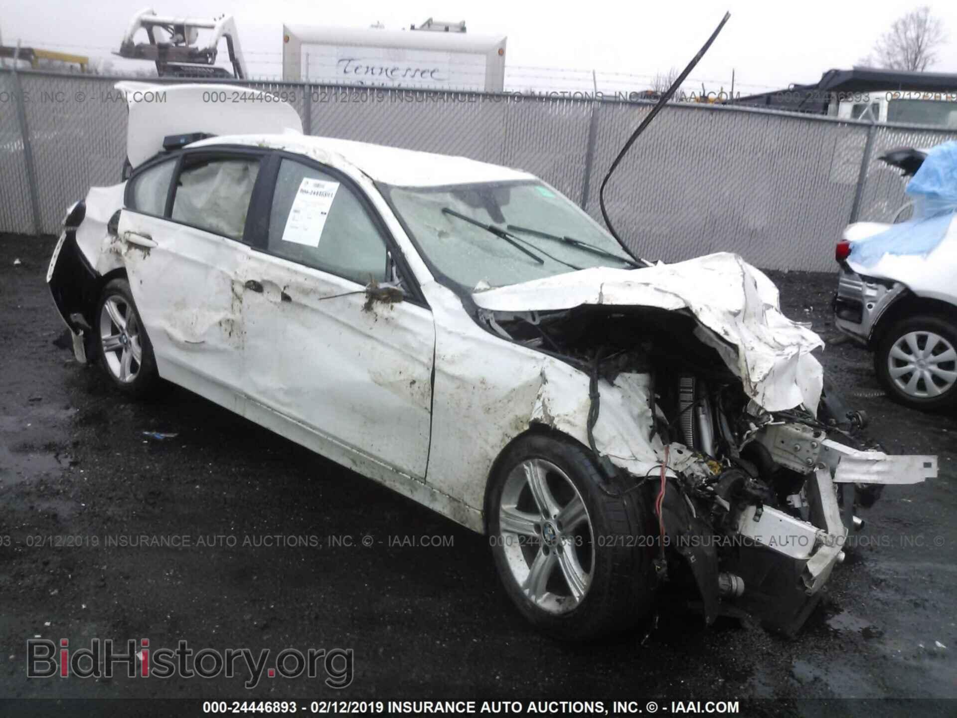 Photo WBA3B1C53EK134157 - BMW 320 2014