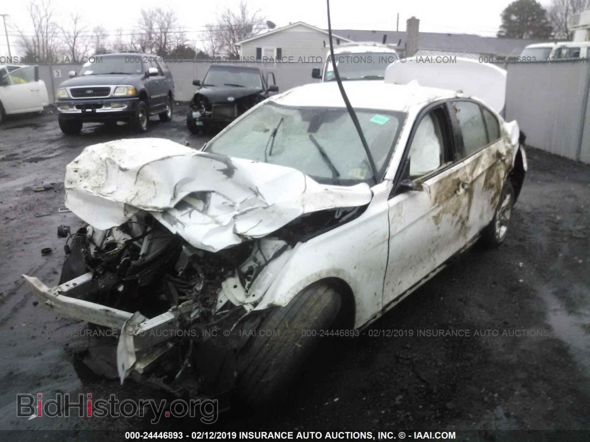 2014 BMW 320 - VIN: WBA3B1C53EK134157 - Photo 2
