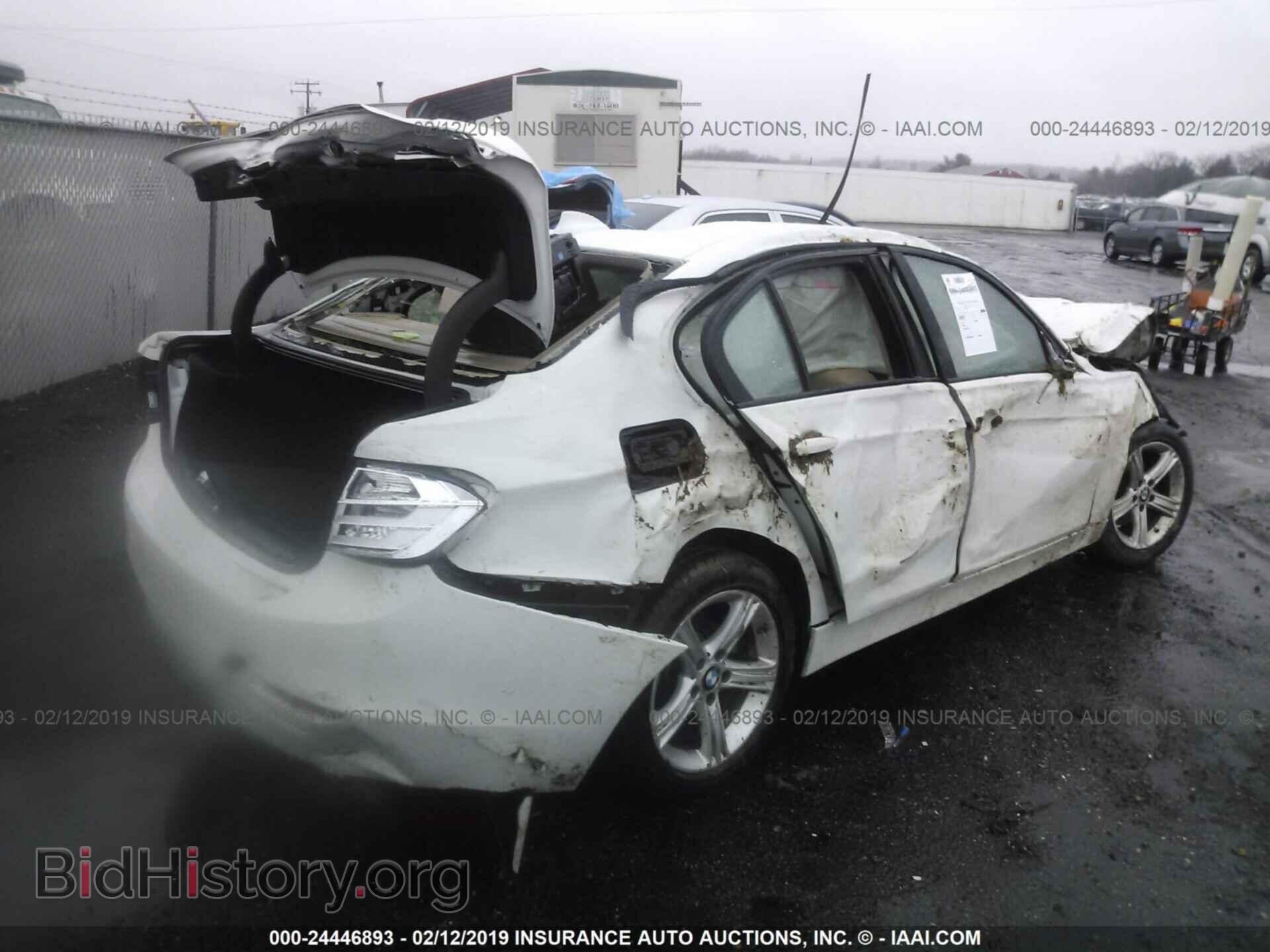 2014 BMW 320 - VIN: WBA3B1C53EK134157 - Photo 4