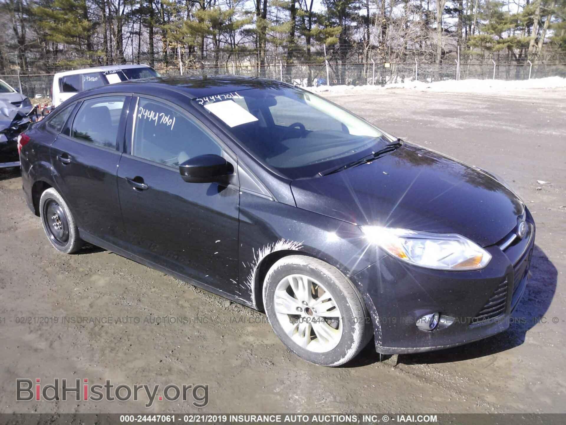 Photo 1FAHP3F26CL427829 - FORD FOCUS 2012