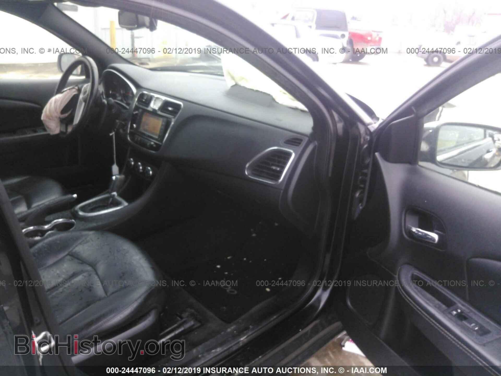2012 CHRYSLER 200 - VIN: 1C3CCBCB2CN257363 - Photo 5