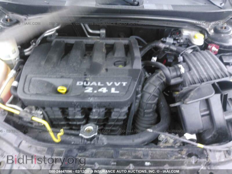 2012 Chrysler 200 (VIN 1C3CCBCB2CN257363) — photo 10 of 10