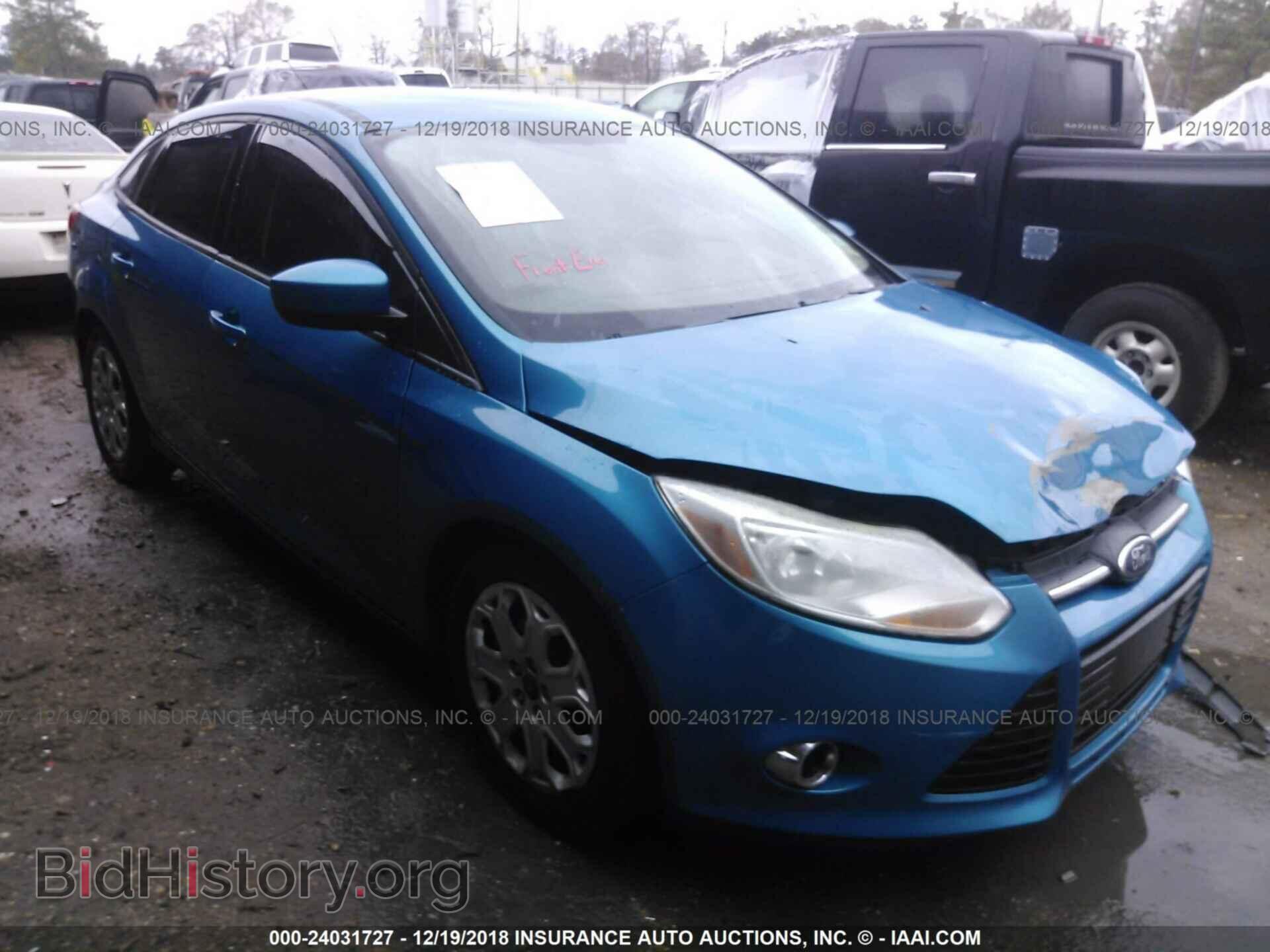 Photo 1FAHP3F24CL327700 - FORD FOCUS 2012