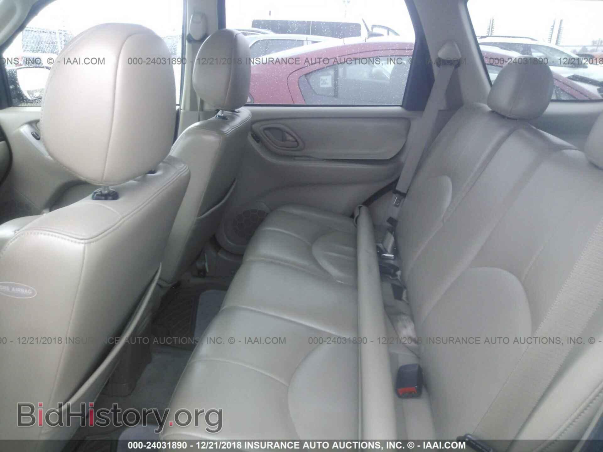 2003 MAZDA TRIBUTE - VIN: 4F2CZ06103KM27772 - Photo 8