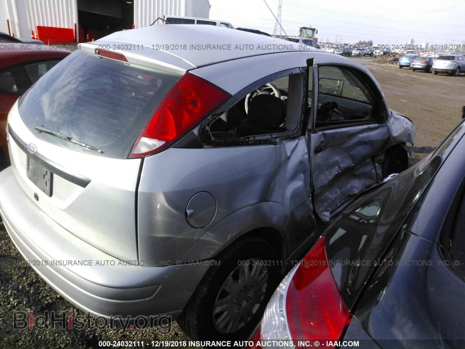 2007 FORD FOCUS - VIN: 1FAFP31N07W306422 - Photo 4