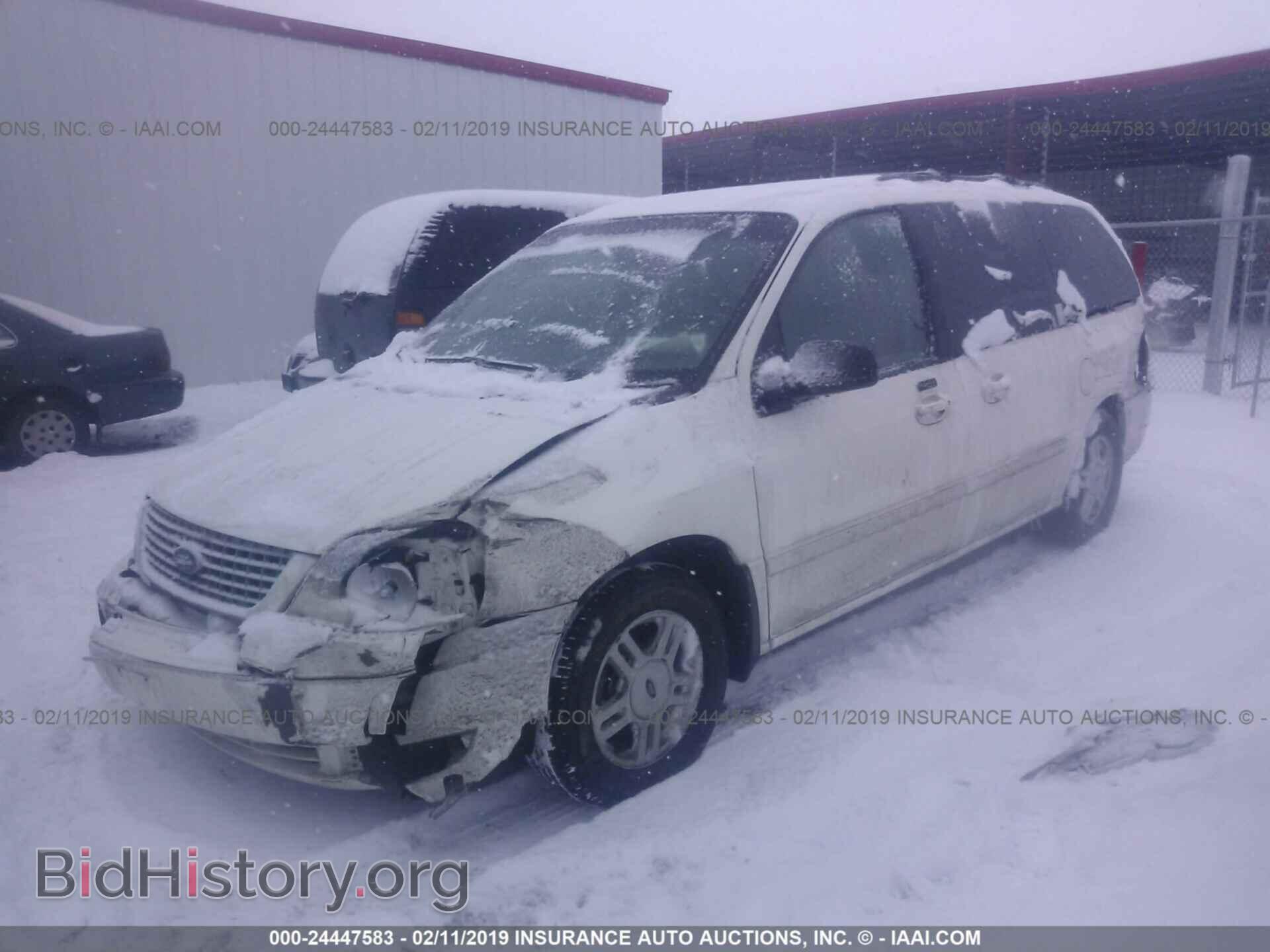 2004 FORD FREESTAR - VIN: 2FMDA52244BA63337 - Фото 2
