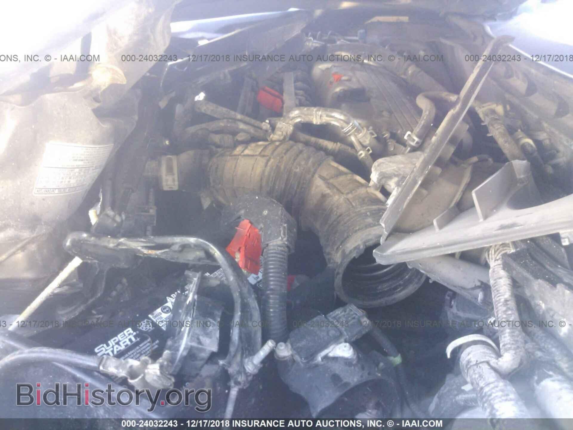 2016 CHRYSLER 200 - VIN: 1C3CCCABXGN109752 - Фото 10