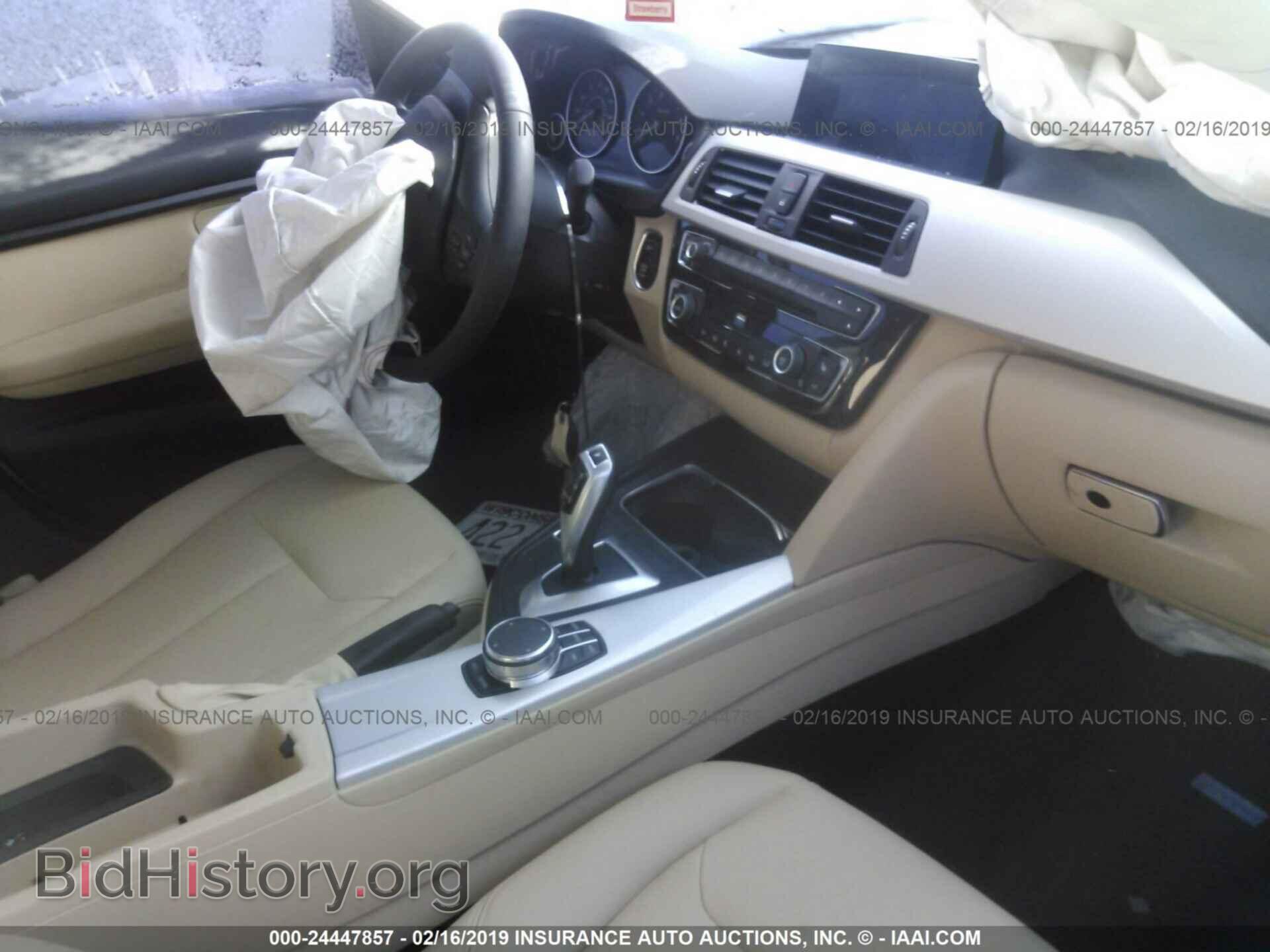 2018 BMW 320 - VIN: WBA8A3C55JA489383 - Photo 5