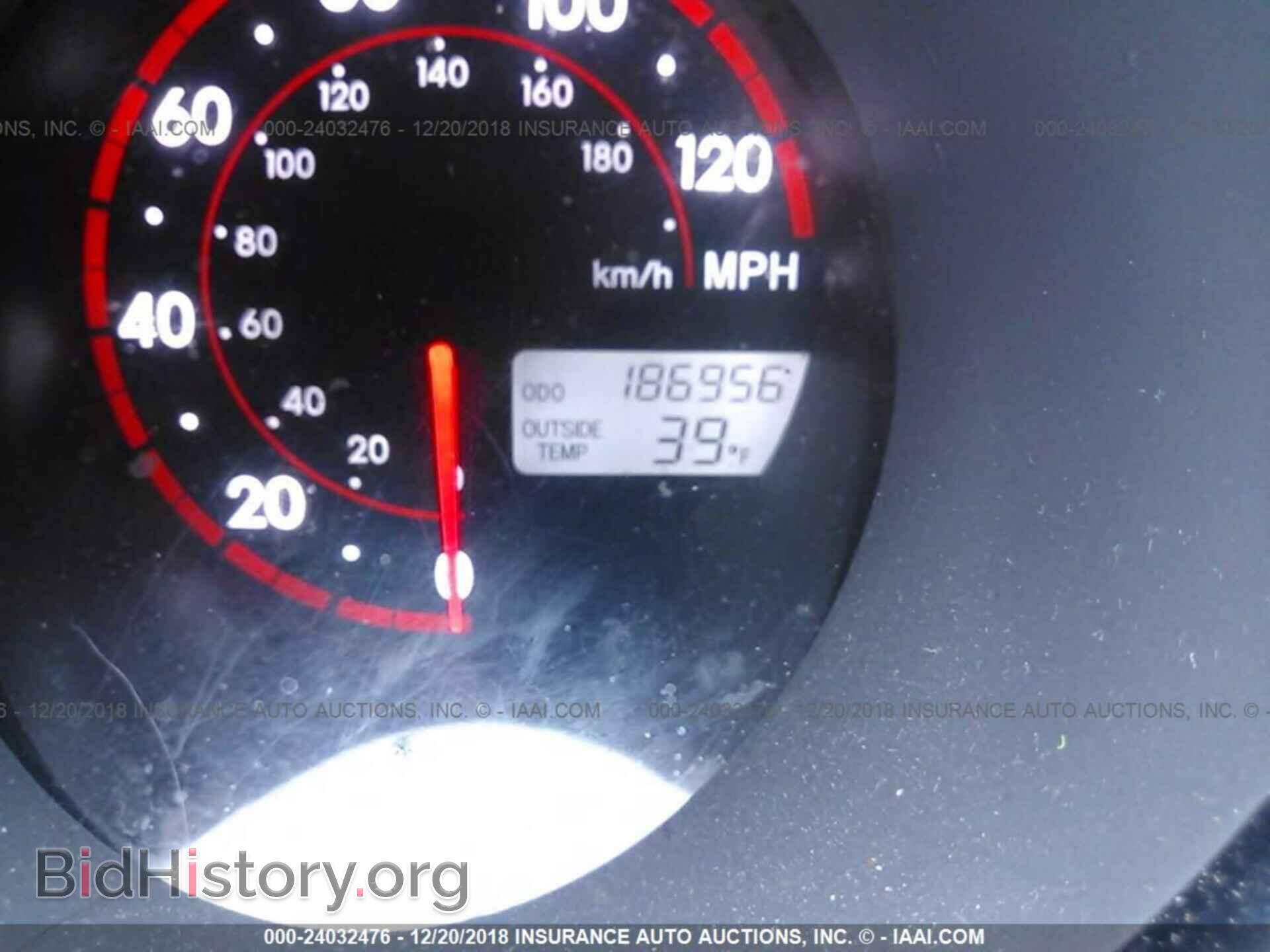 2005 TOYOTA COROLLA MATRIX - VIN: 2T1KR32E25C370906 - Фото 7