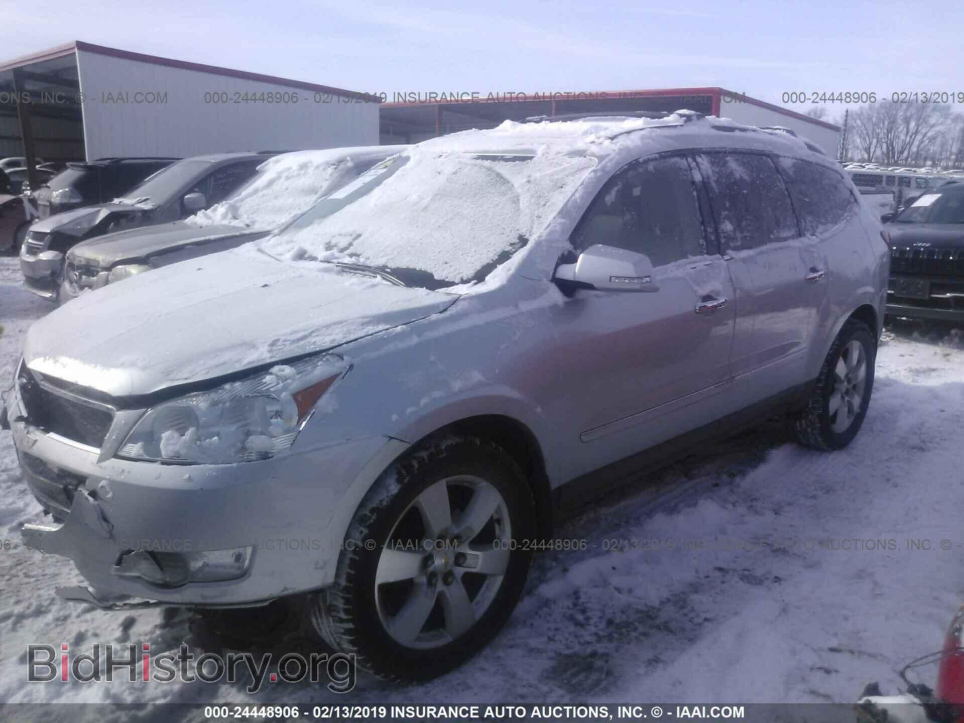 2012 CHEVROLET TRAVERSE - VIN: 1GNKVLED7CJ205330 - Фото 2
