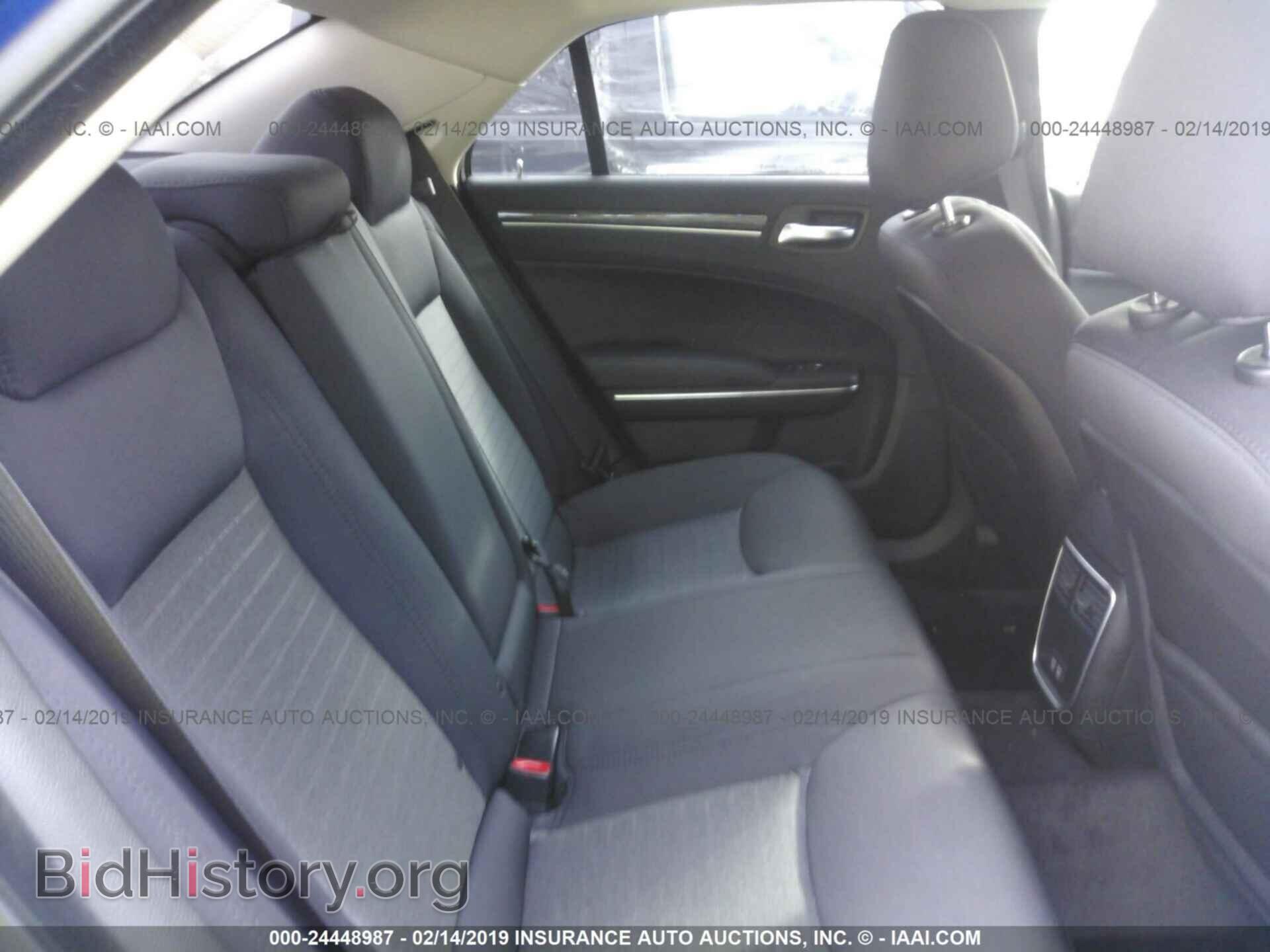 2018 CHRYSLER 300 - VIN: 2C3CCAAG8JH308881 - Фото 8