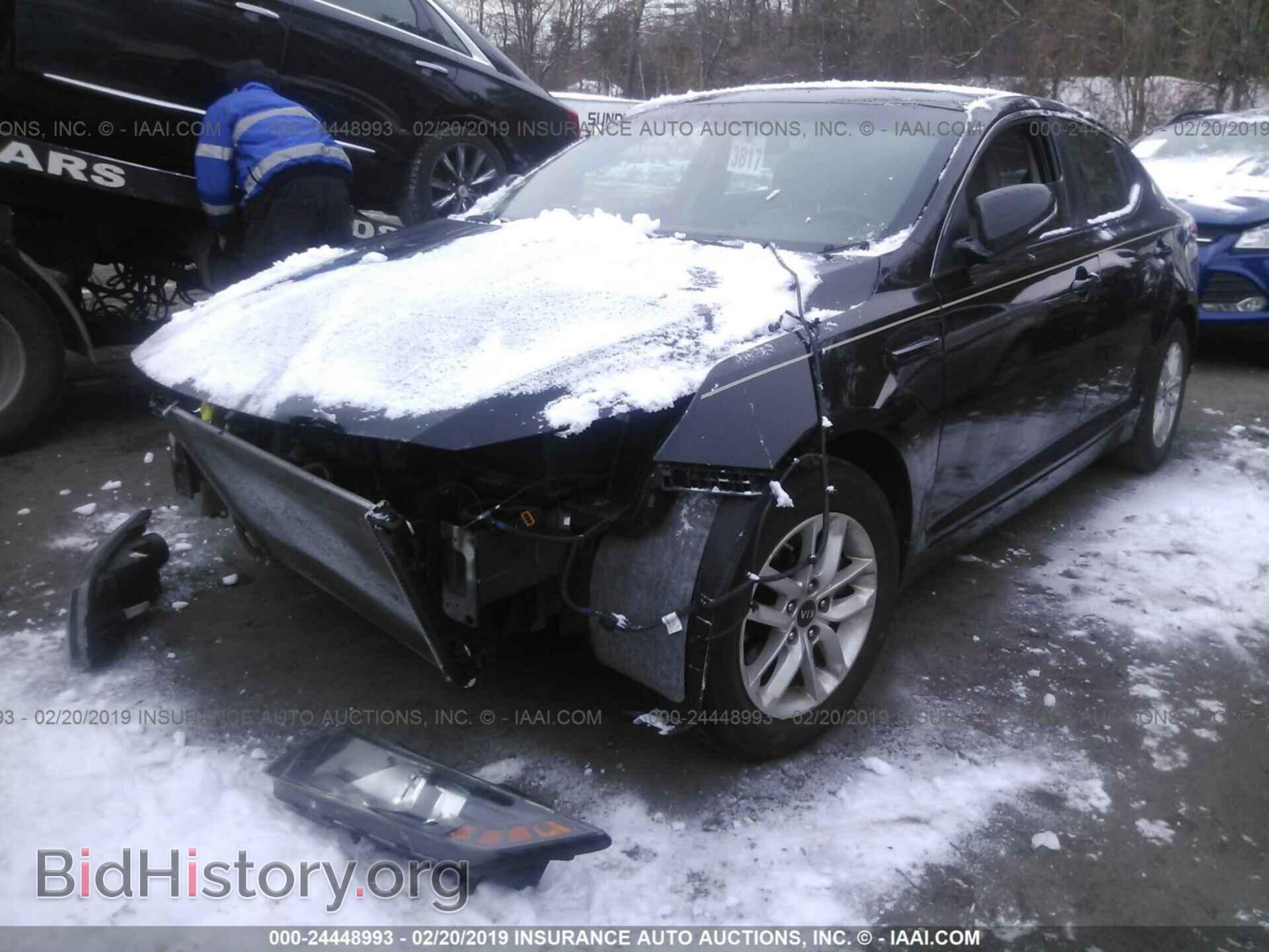 2011 KIA OPTIMA - VIN: KNAGM4A79B5137253 - Photo 2
