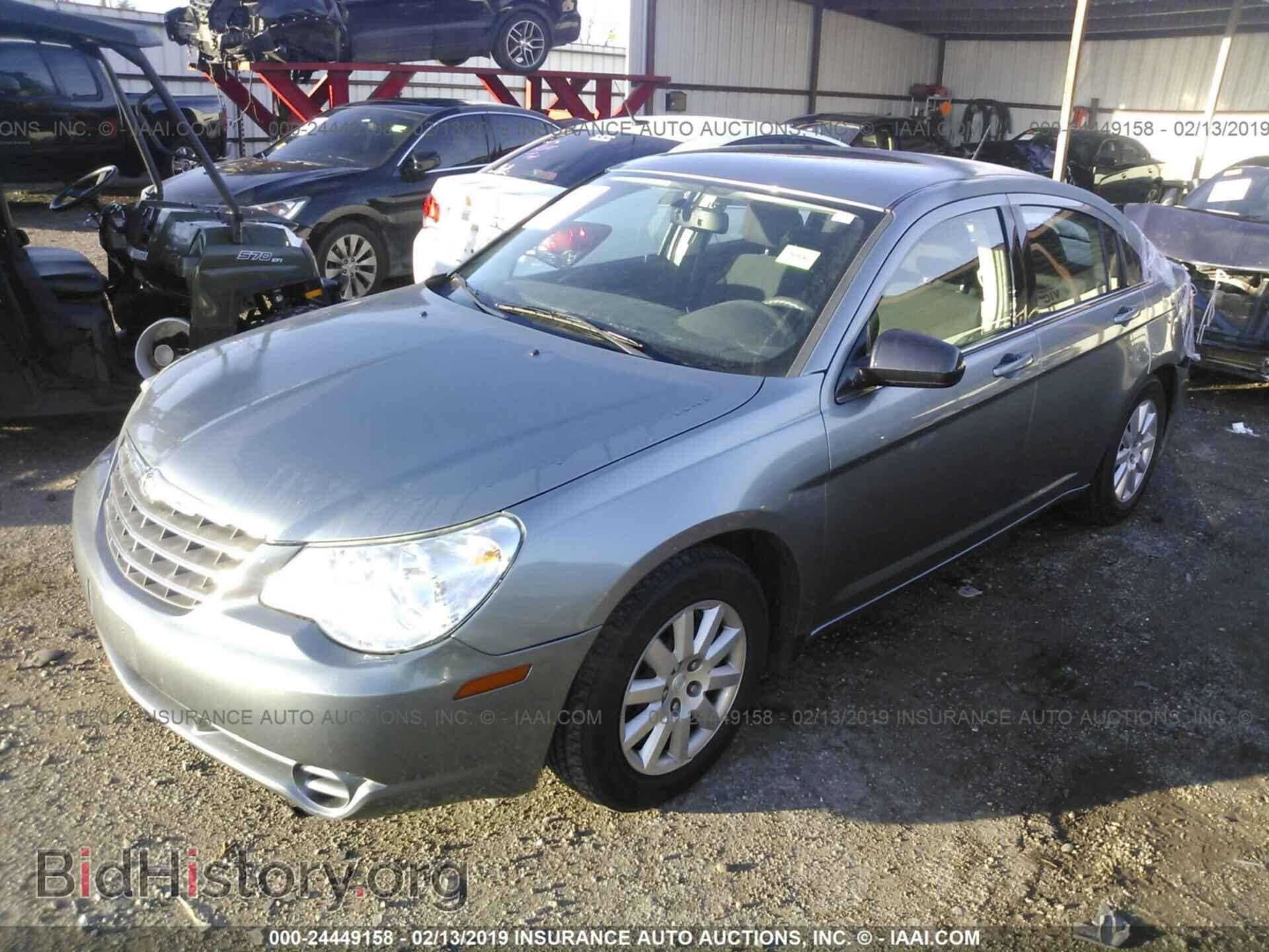 2010 CHRYSLER SEBRING - VIN: 1C3CC4FB0AN229646 - Фото 2