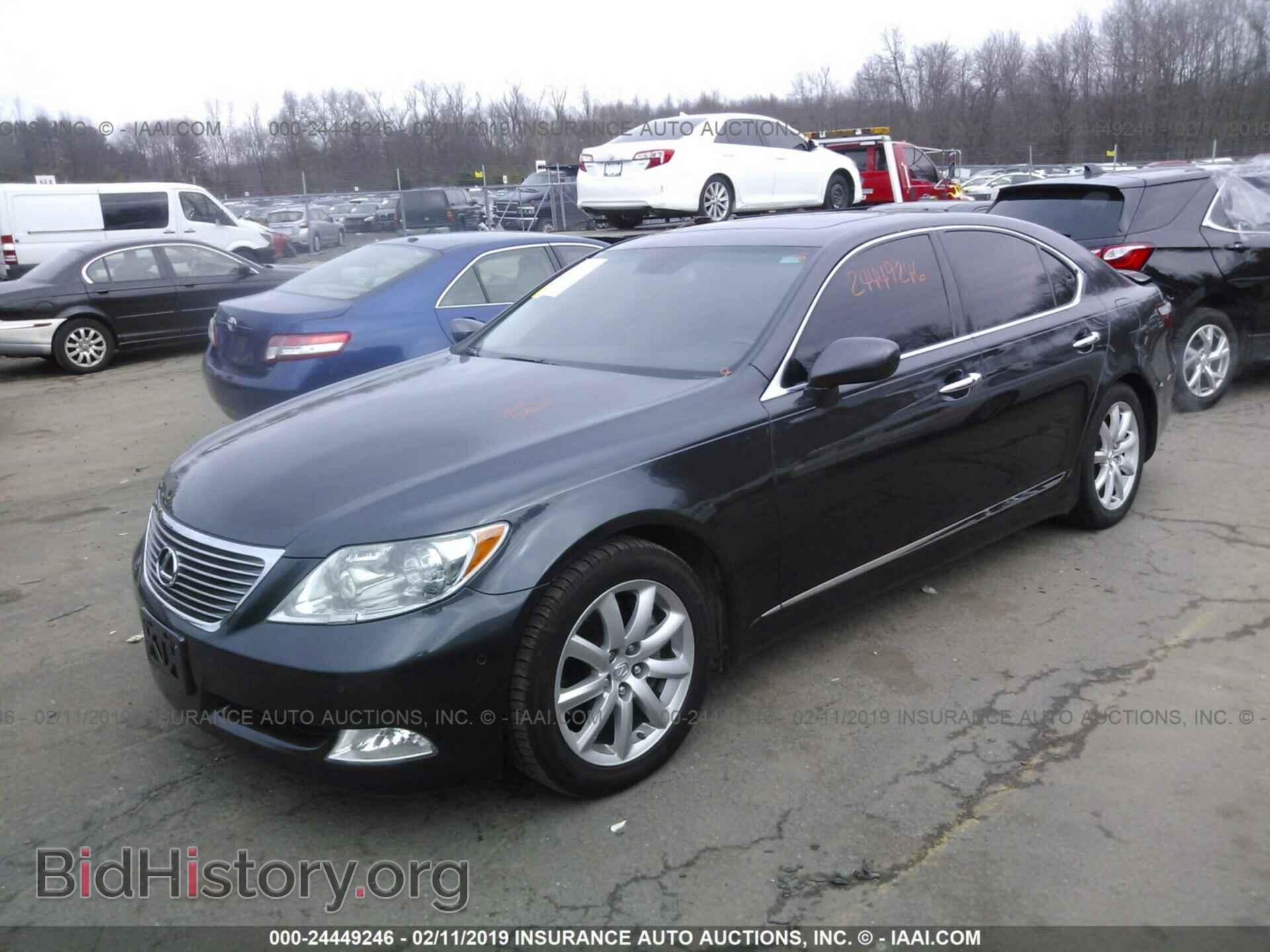 2008 LEXUS LS - VIN: JTHBL46FX85083226 - Фото 2
