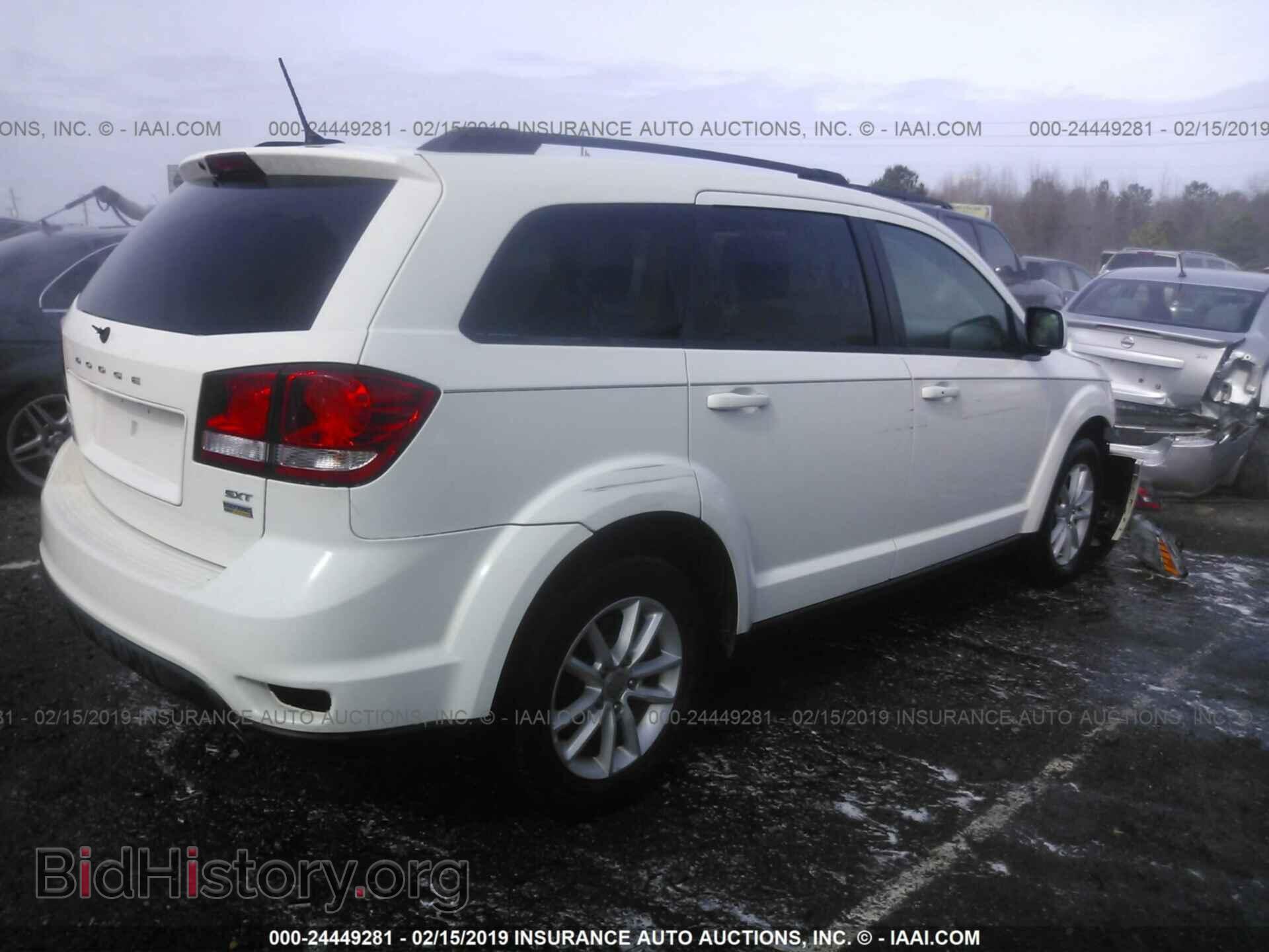 2014 Dodge Journey - VIN: 3C4PDCBG0ET210851 - Photo 4