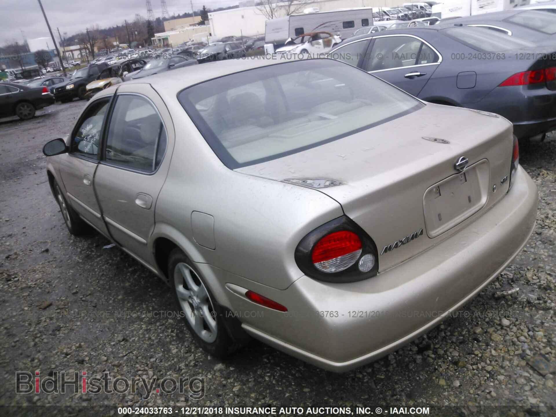 2000 NISSAN MAXIMA - VIN: JN1CA31D9YT501981 - Фото 3