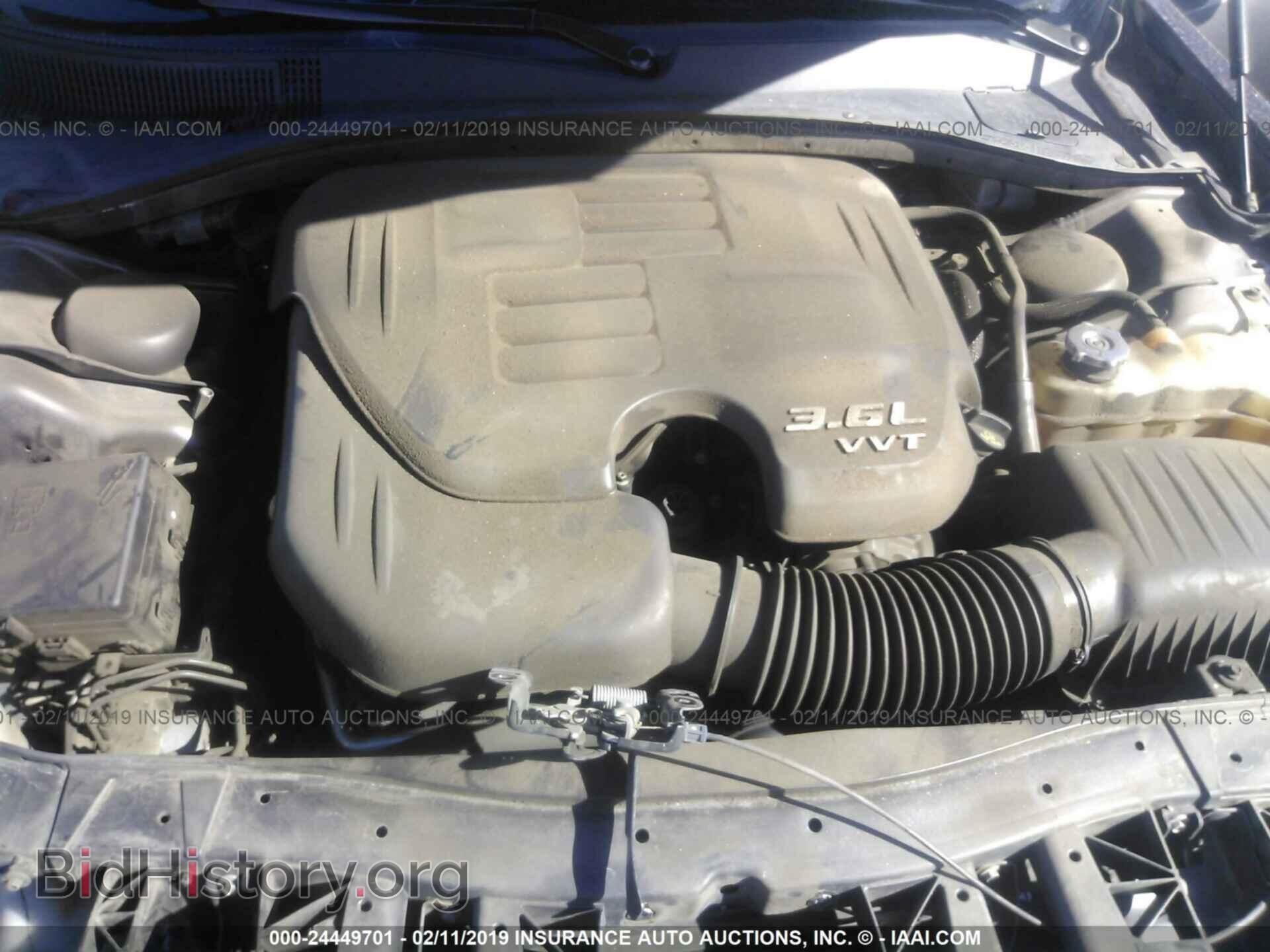2016 CHRYSLER 300 - VIN: 2C3CCAAG8GH167352 - Фото 10