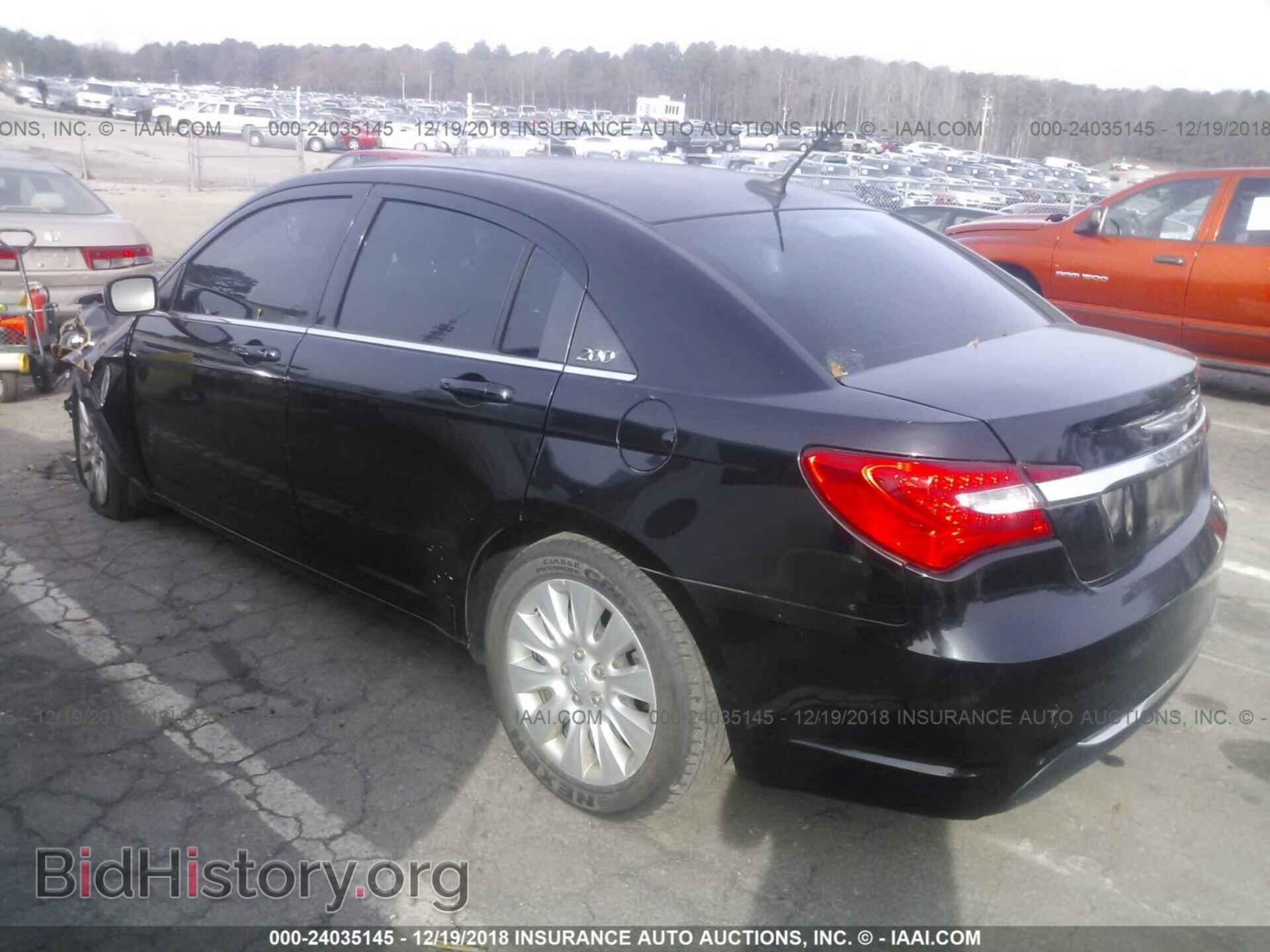 2014 CHRYSLER 200 - VIN: 1C3CCBAB8EN213812 - Фото 3