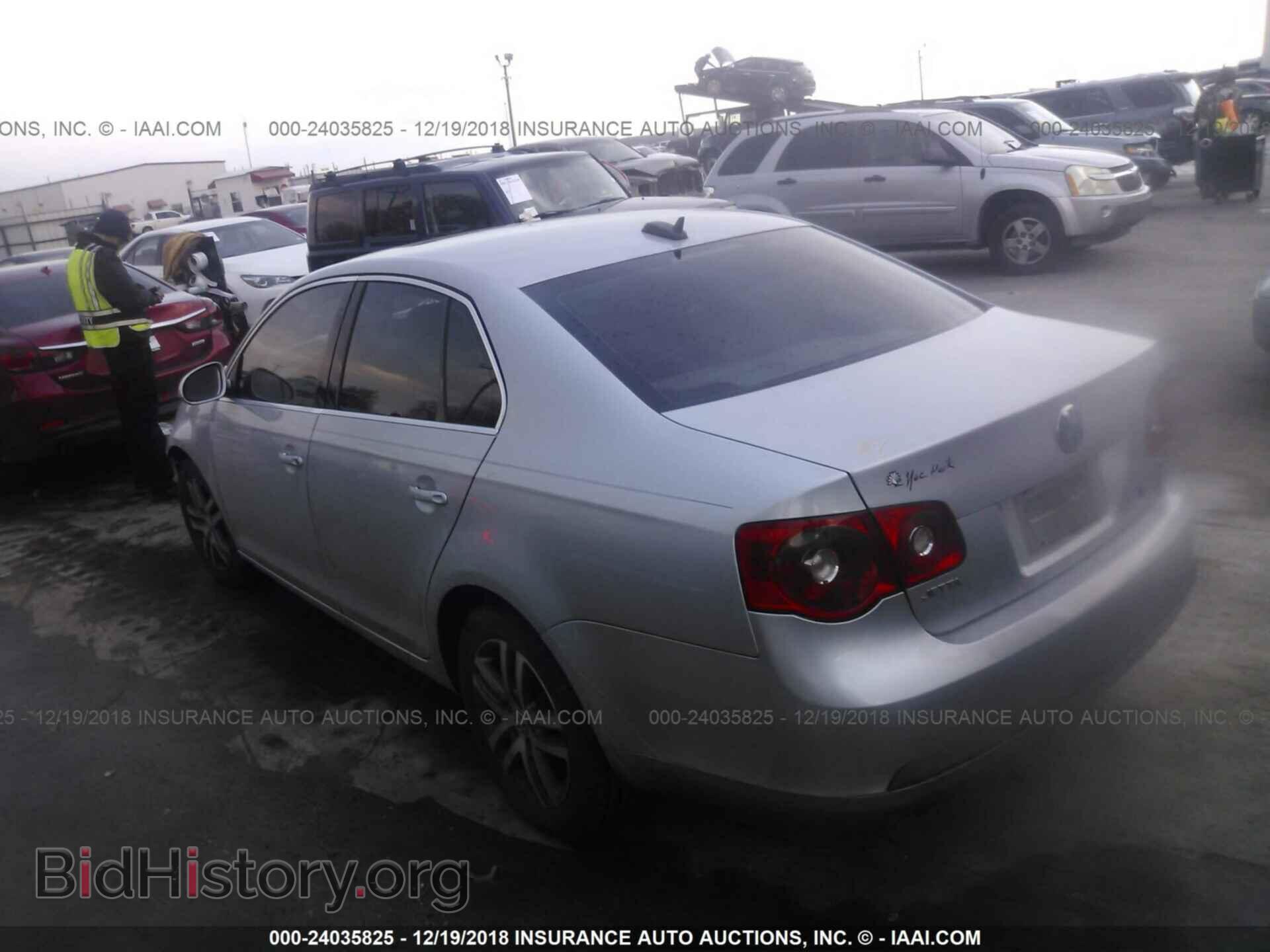 2006 VOLKSWAGEN JETTA - VIN: 3VWST71K06M840775 - Фото 3