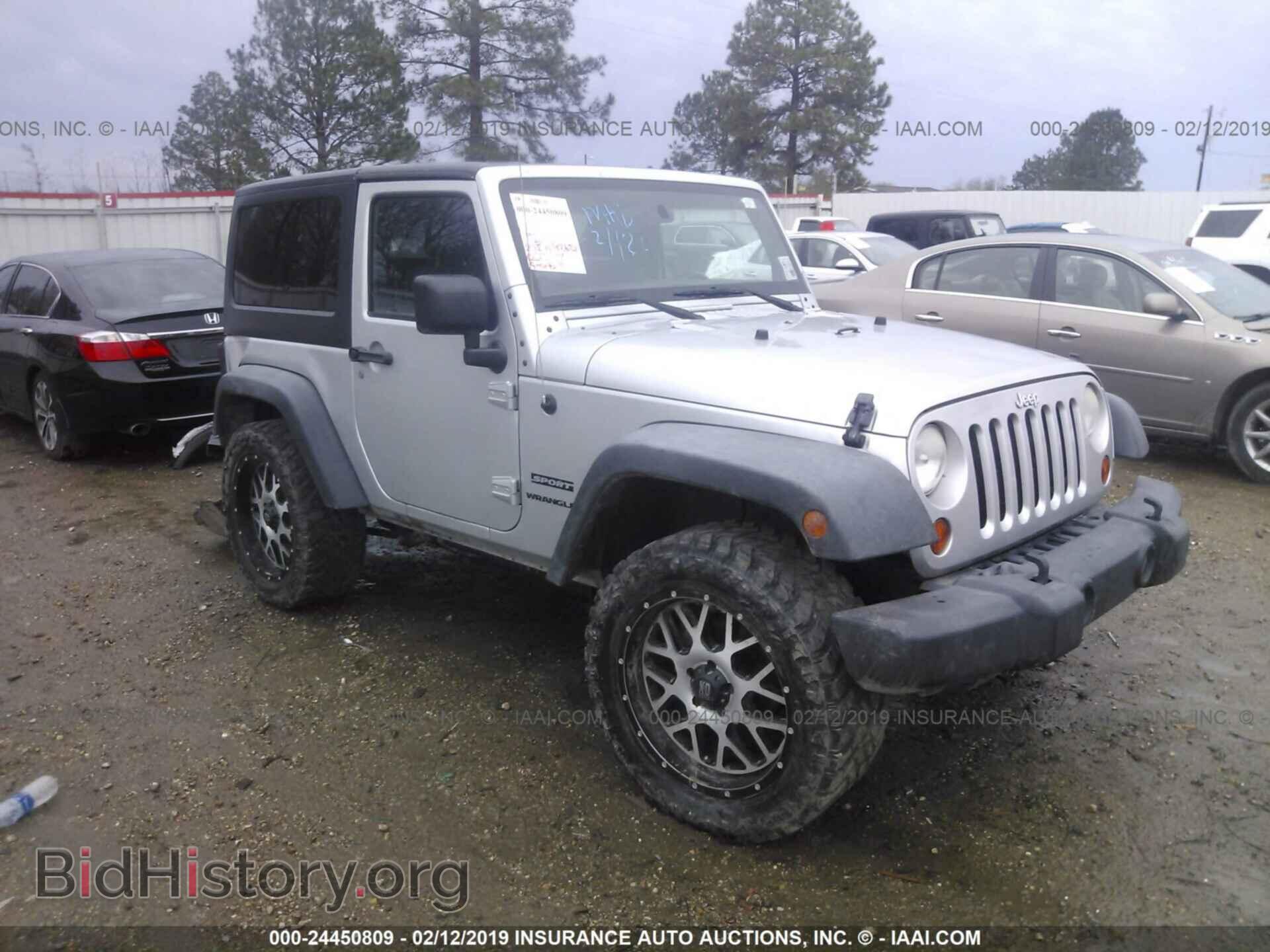 Фотография 1J4AA2D11BL625910 - JEEP WRANGLER 2011