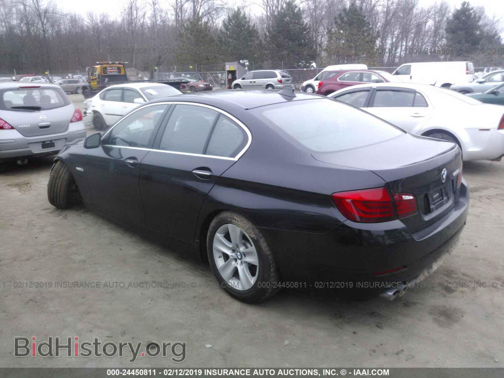 2011 BMW 528 - VIN: WBAFR1C51BC740779 - Фото 3