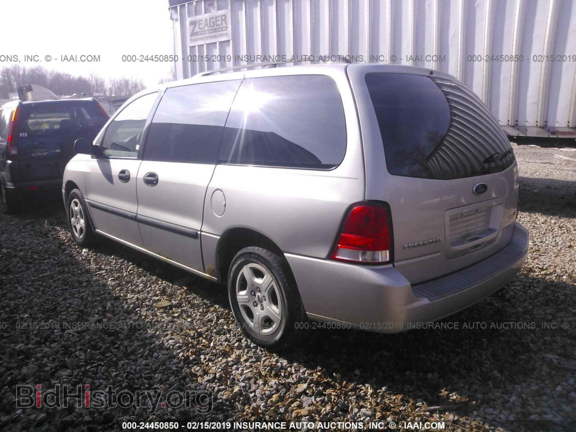 2004 FORD FREESTAR - VIN: 2FMZA51604BB16755 - Фото 3