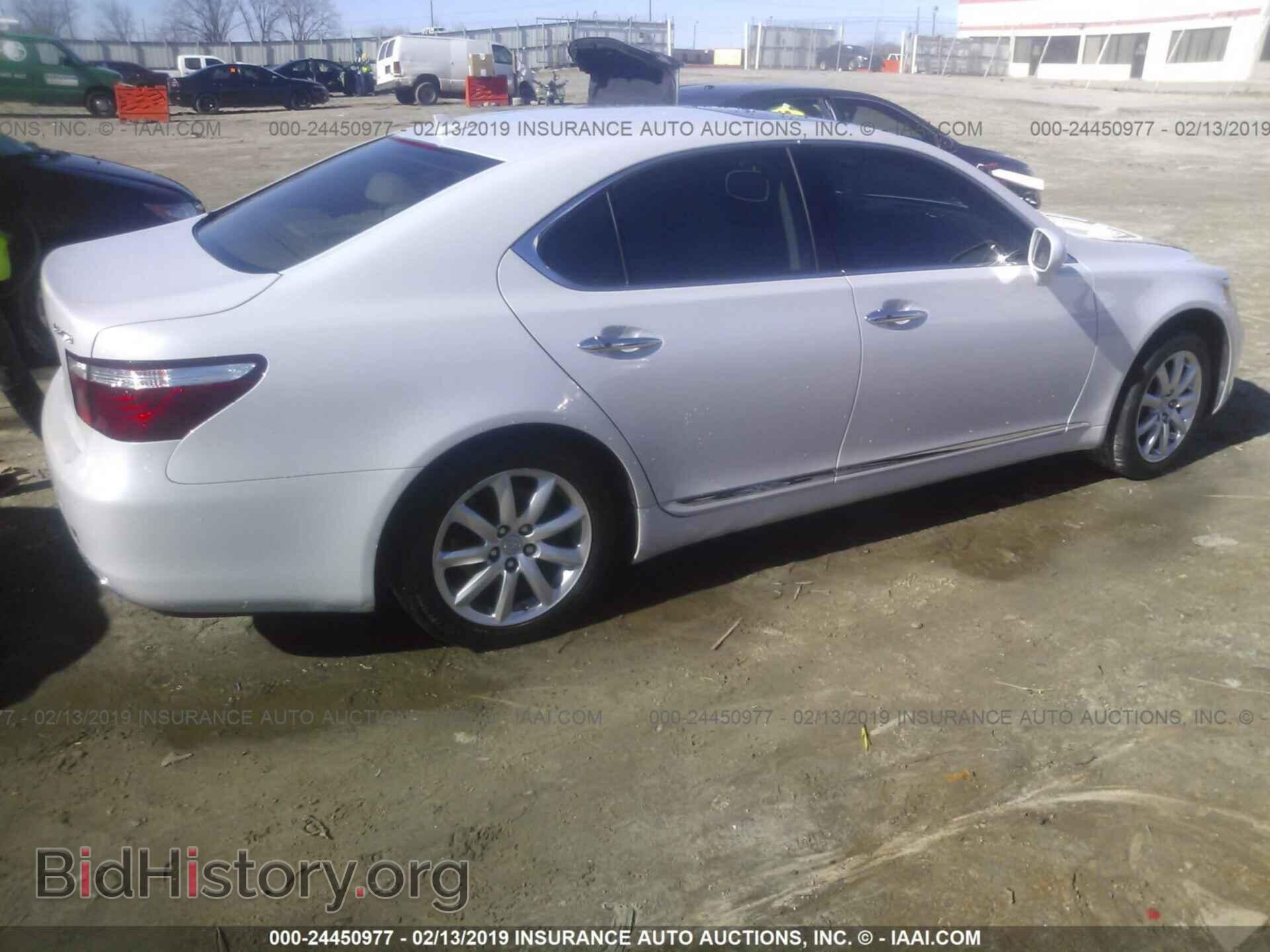 2008 LEXUS LS - VIN: JTHBL46F085066838 - Photo 4