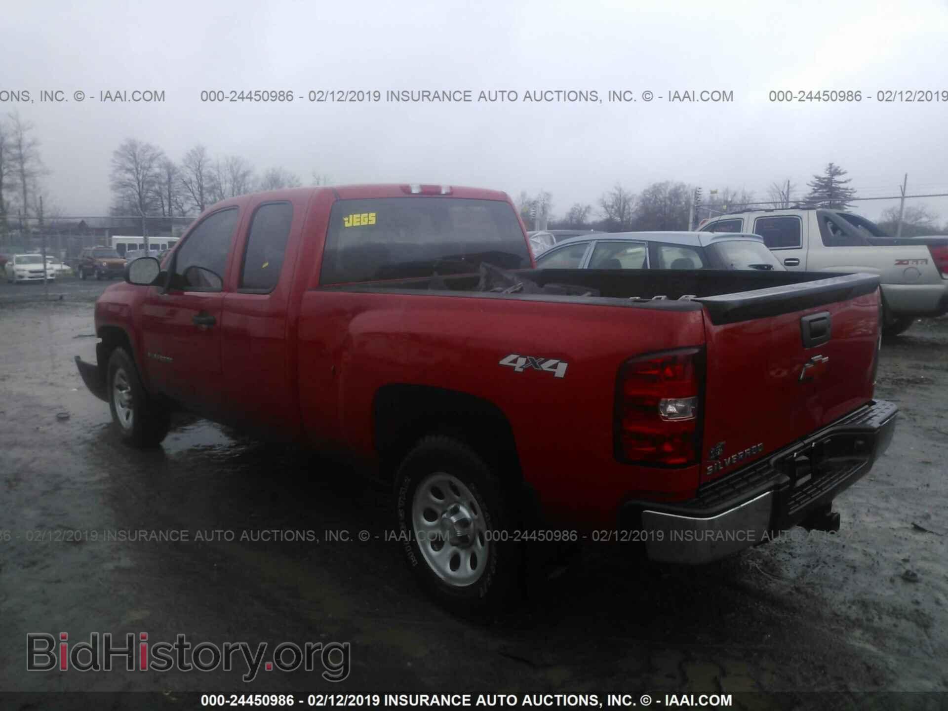 2011 CHEVROLET SILVERADO - VIN: 1GCRKPE33BZ134061 - Фото 3