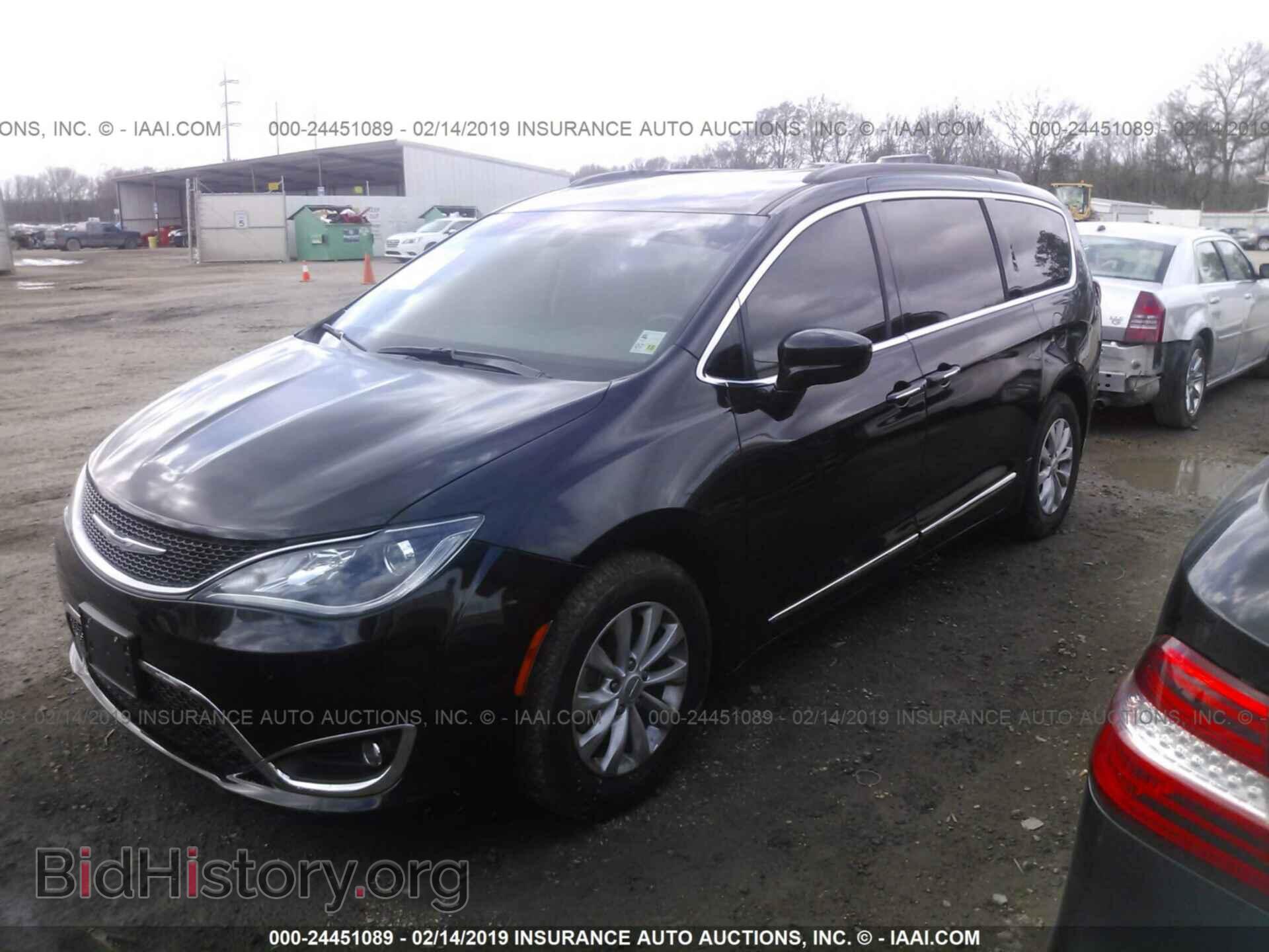 2017 CHRYSLER PACIFICA - VIN: 2C4RC1BG4HR543934 - Photo 2