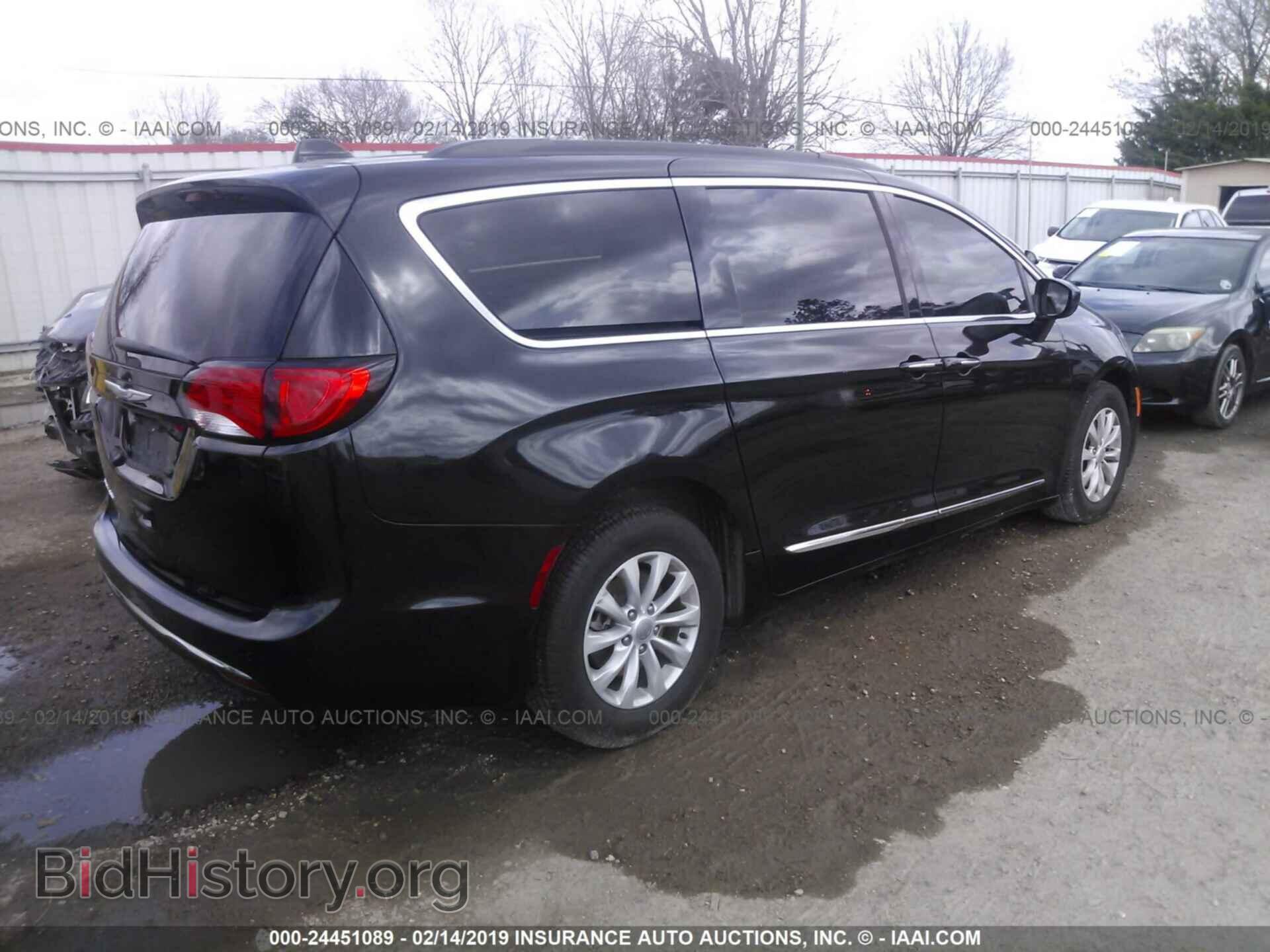 2017 CHRYSLER PACIFICA - VIN: 2C4RC1BG4HR543934 - Photo 4
