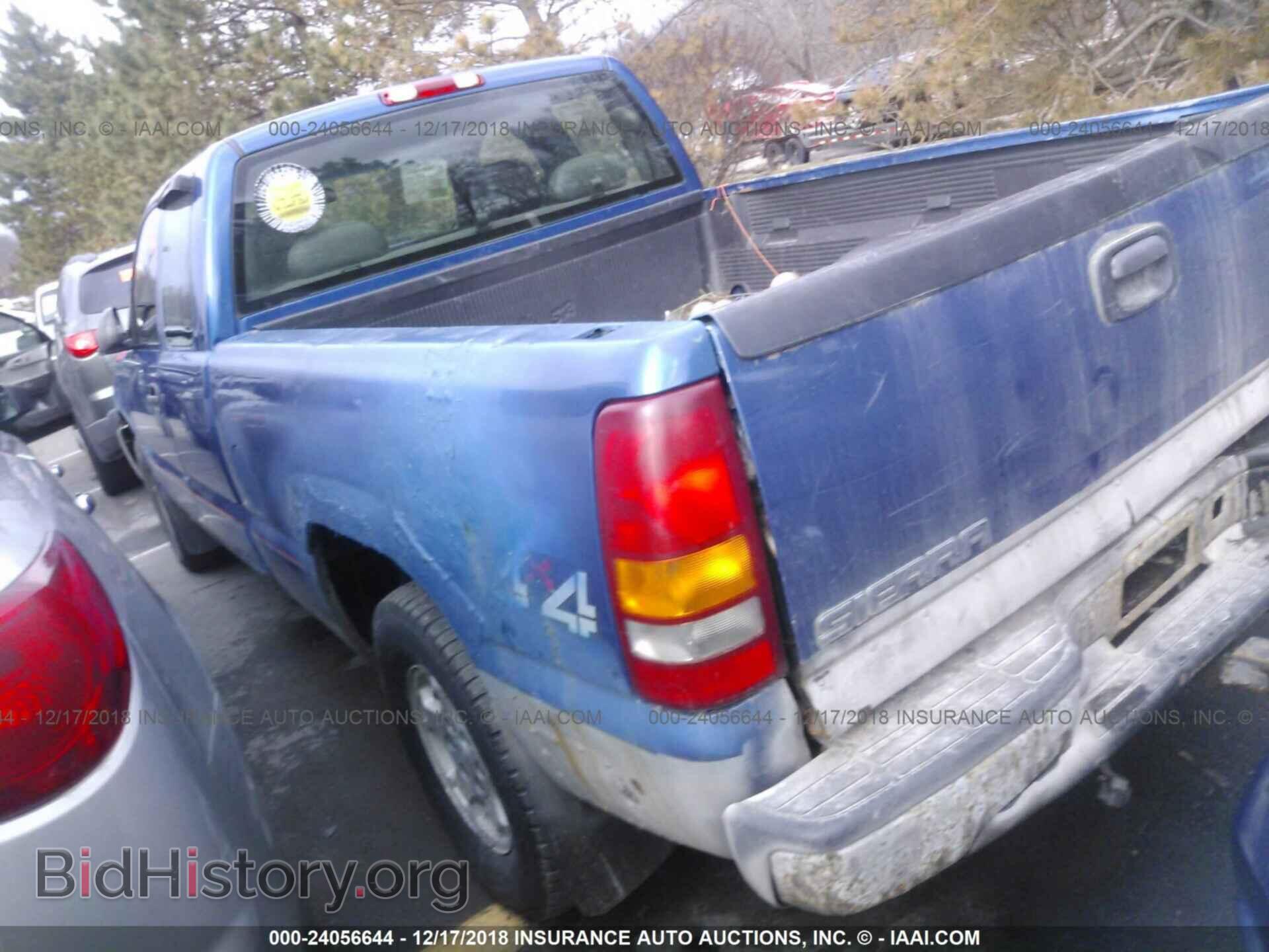 2003 GMC NEW SIERRA - VIN: 2GTEK19V131332736 - Фото 3
