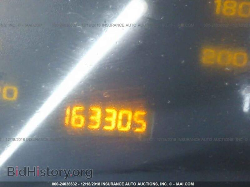 2000 Saturn SL2 (VIN 1G8ZK5274YZ229680) — photo 7 of 10