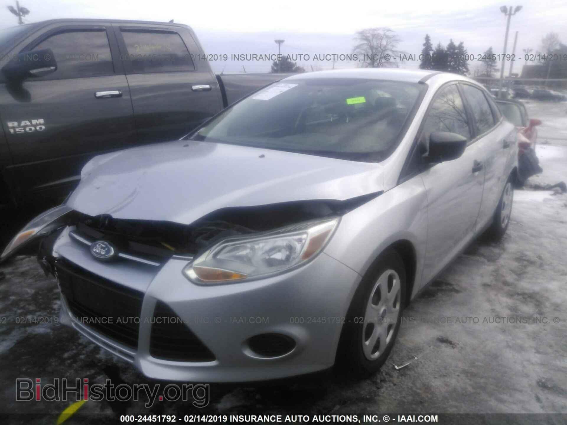 2013 FORD FOCUS - VIN: 1FADP3E26DL208323 - Фото 2