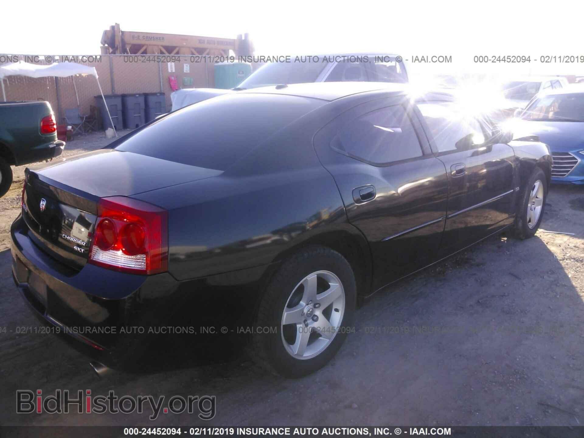 2010 DODGE CHARGER - VIN: 2B3CA3CV9AH165143 - Фото 4