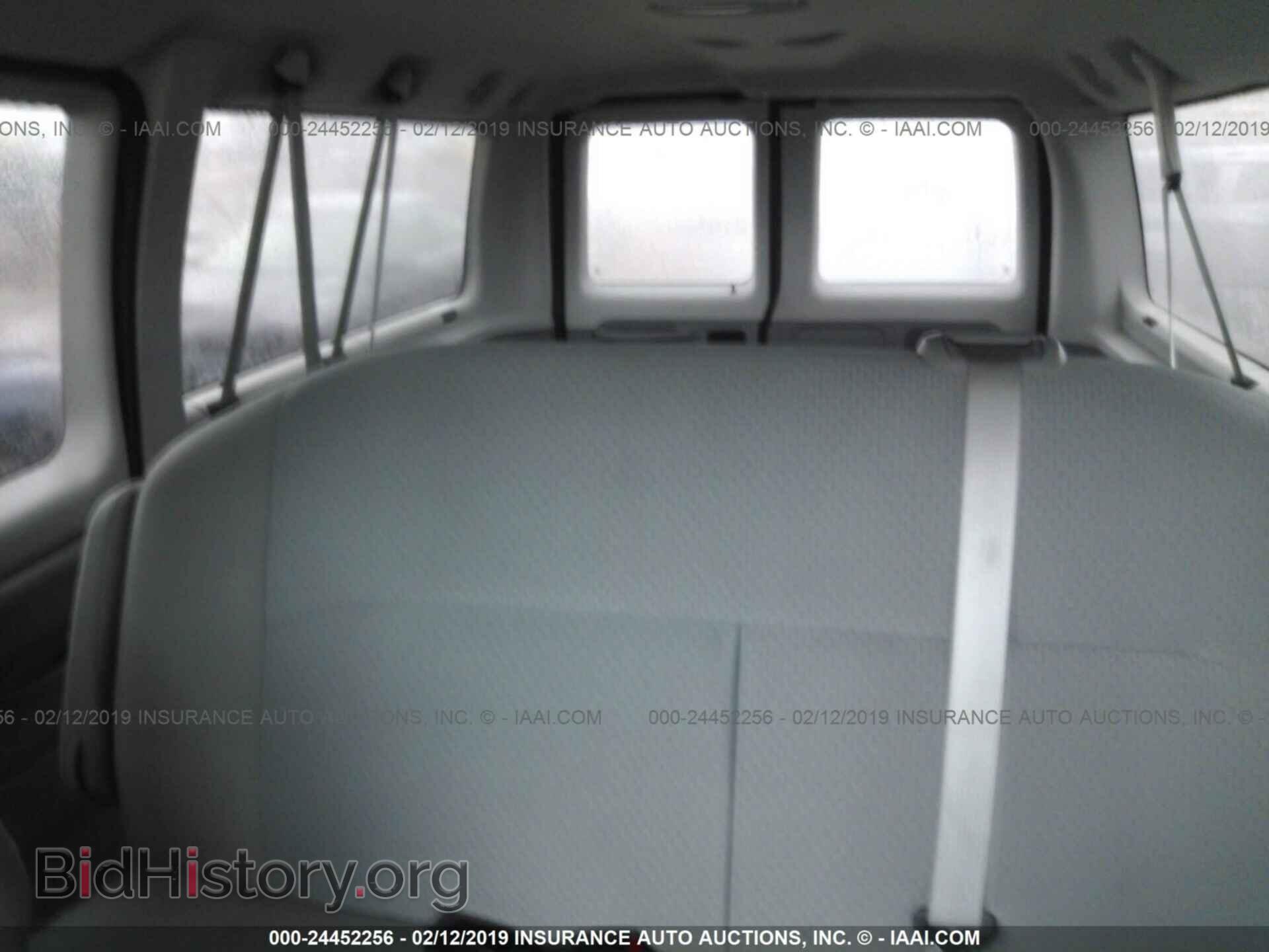 2010 FORD ECONOLINE - VIN: 1FBNE3BS8ADA66284 - Фото 8