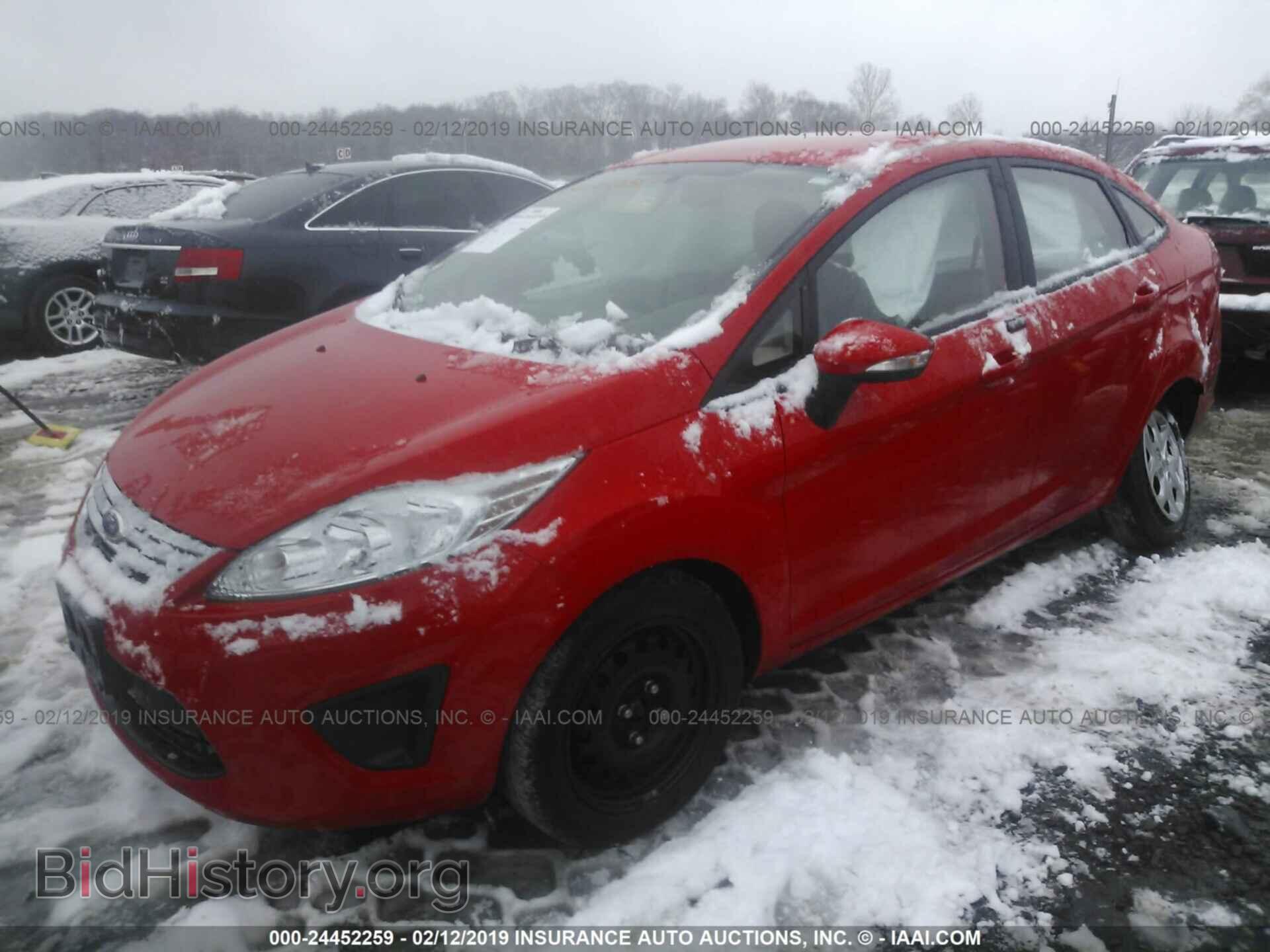 2013 FORD FIESTA - VIN: 3FADP4BJ4DM113940 - Фото 2