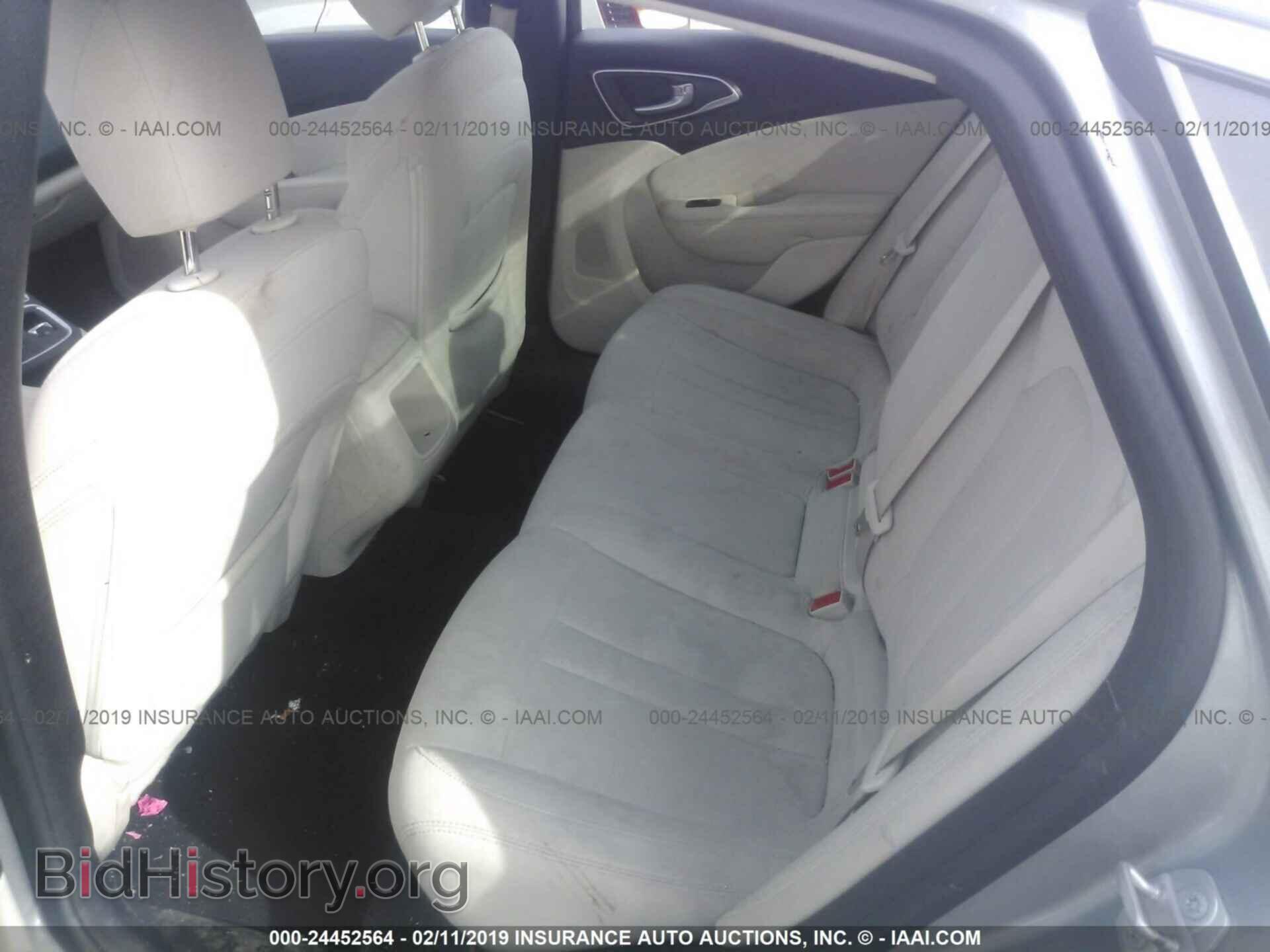 2016 CHRYSLER 200 - VIN: 1C3CCCAB1GN101197 - Фото 8