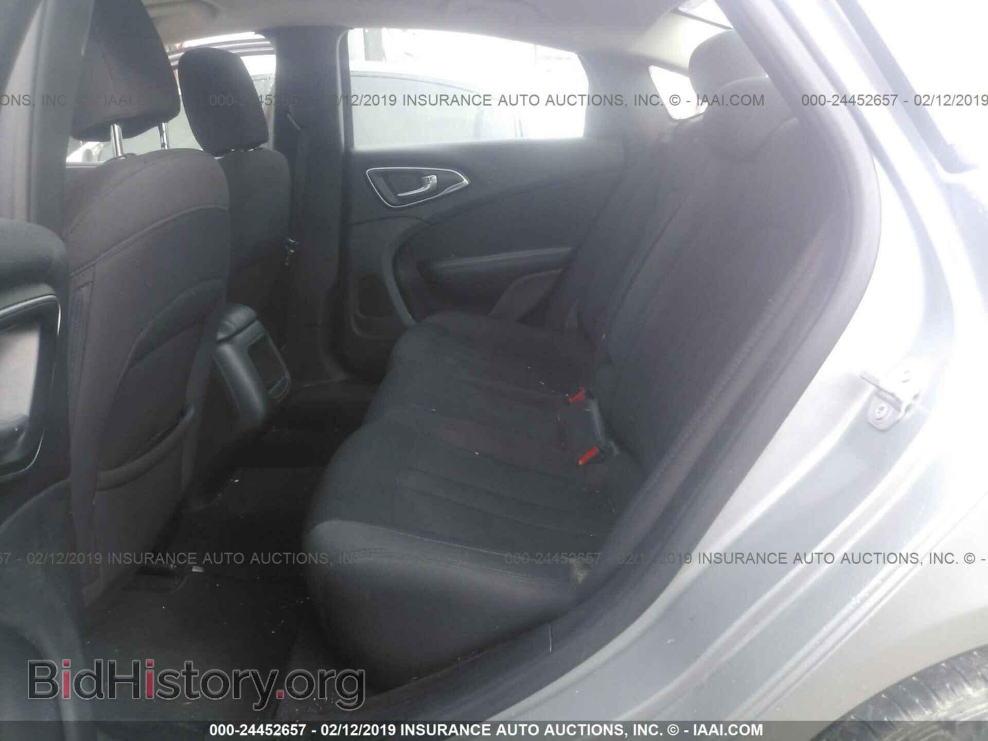 2015 CHRYSLER 200 - VIN: 1C3CCCAB3FN758372 - Photo 8