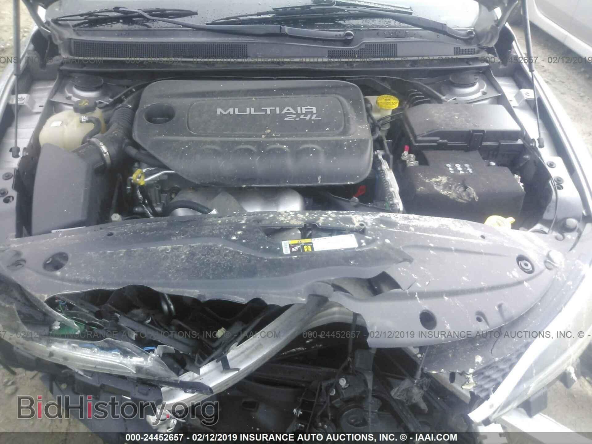 2015 CHRYSLER 200 - VIN: 1C3CCCAB3FN758372 - Photo 10