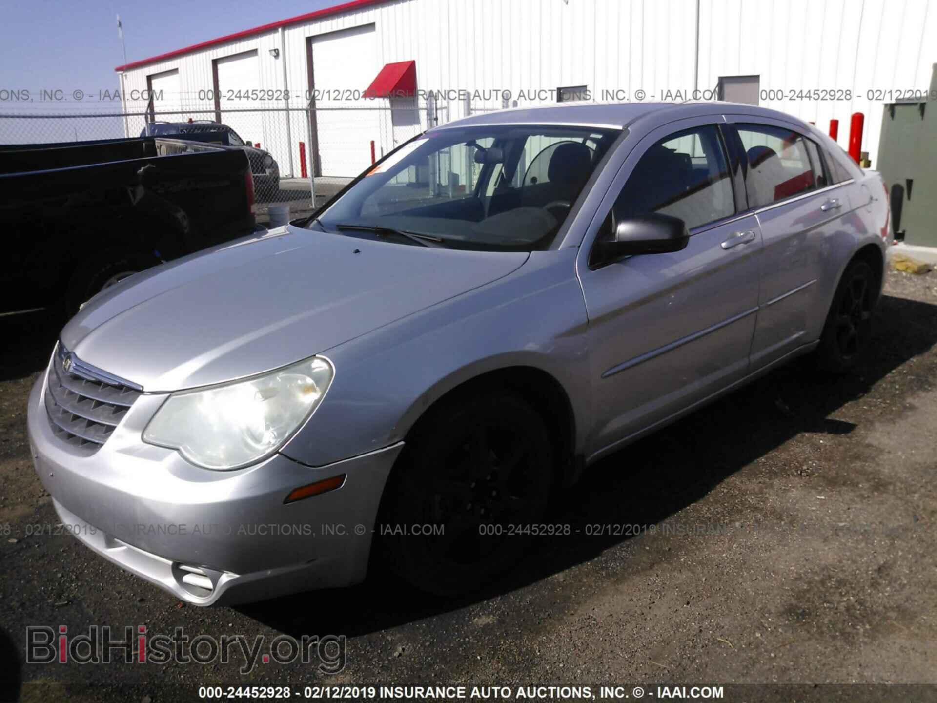 2010 CHRYSLER SEBRING - VIN: 1C3CC4FB5AN180587 - Фото 2