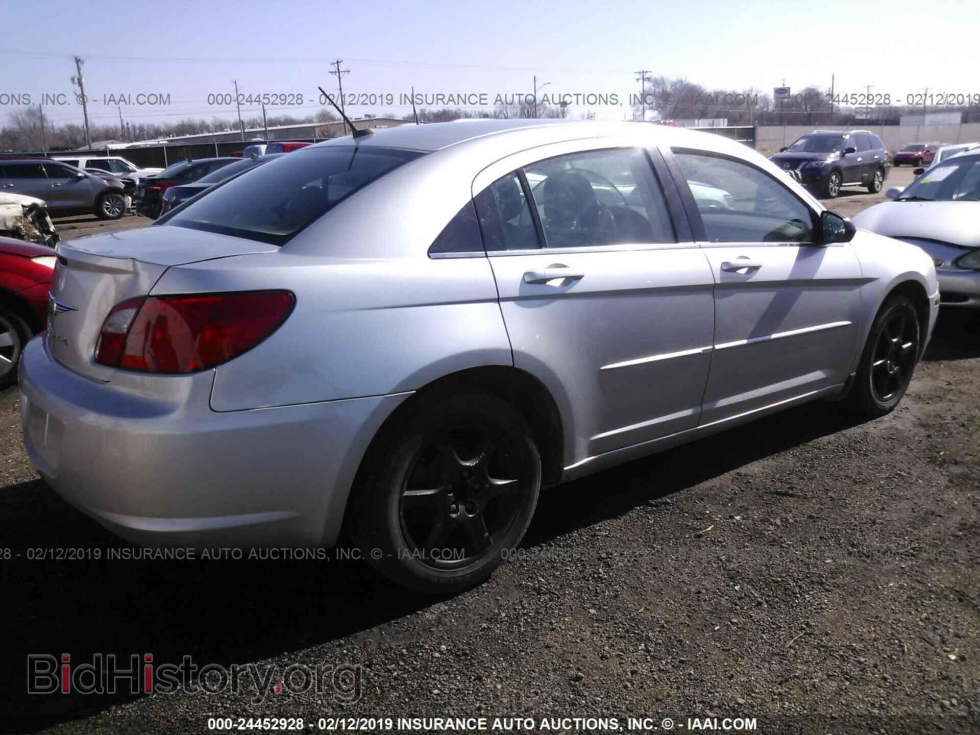 2010 CHRYSLER SEBRING - VIN: 1C3CC4FB5AN180587 - Фото 4