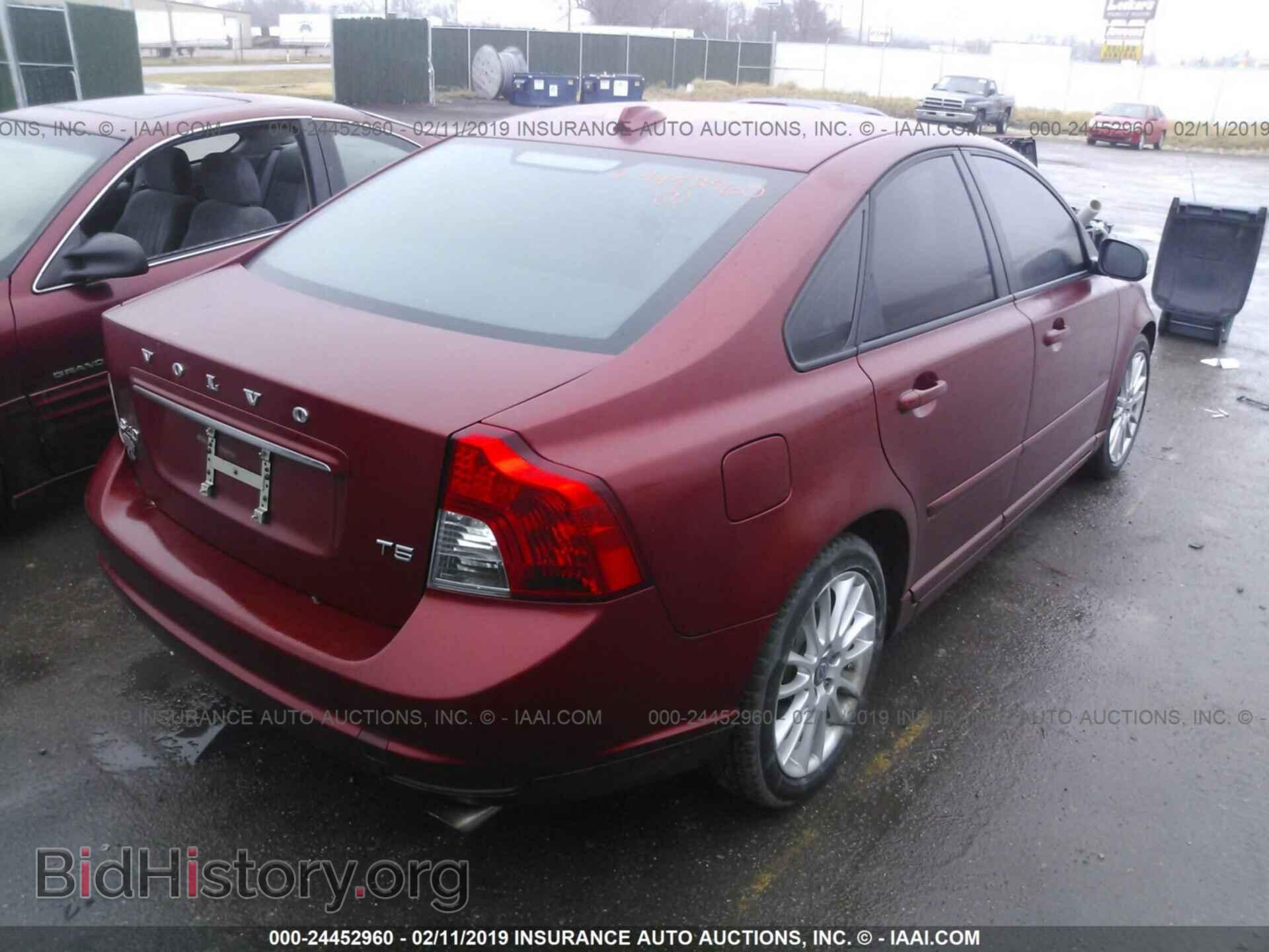 2011 VOLVO S40 - VIN: YV1672MS9B2547198 - Фото 4