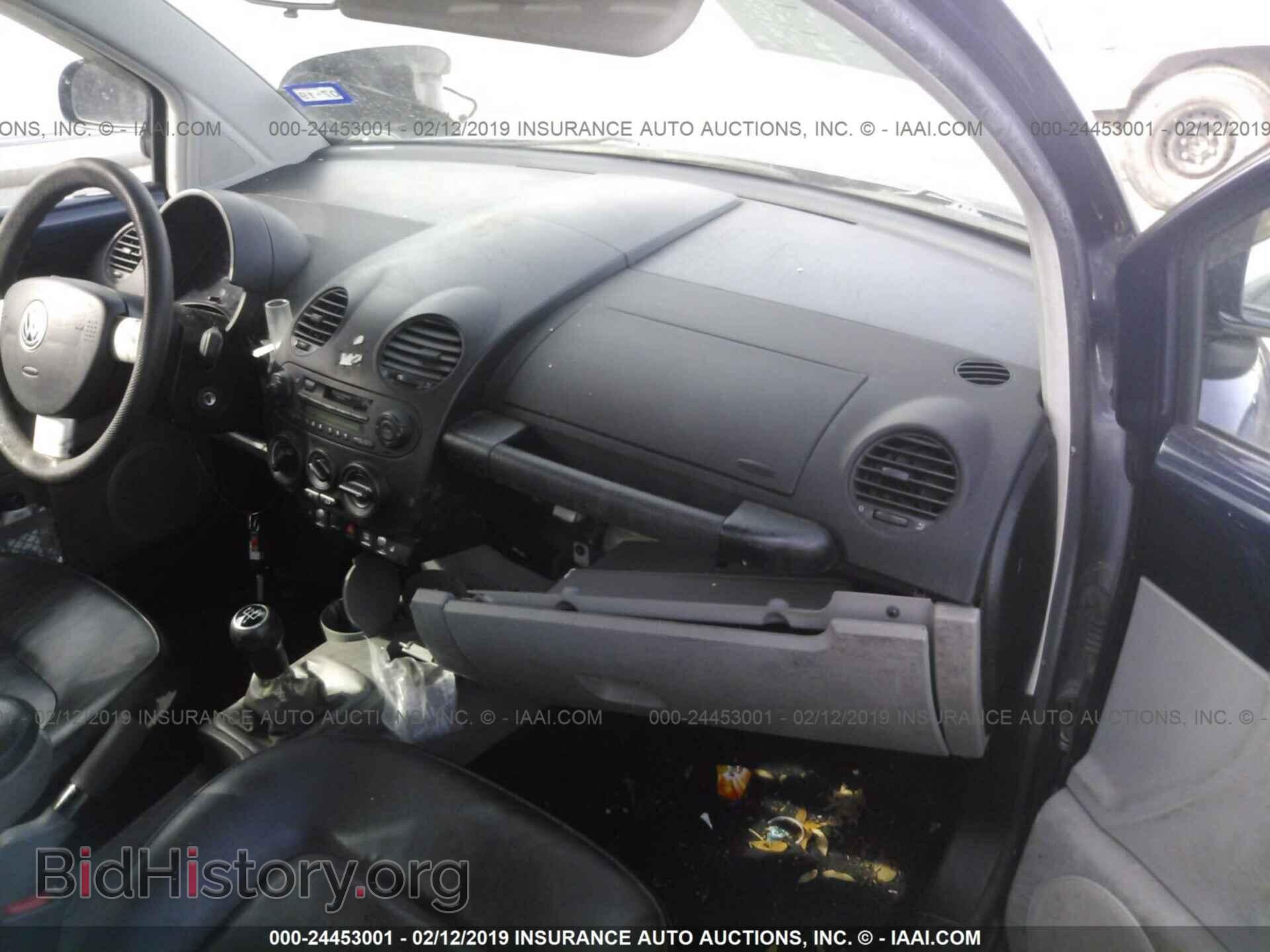 2000 VOLKSWAGEN NEW BEETLE - VIN: 3VWCC21C0YM470320 - Фото 5