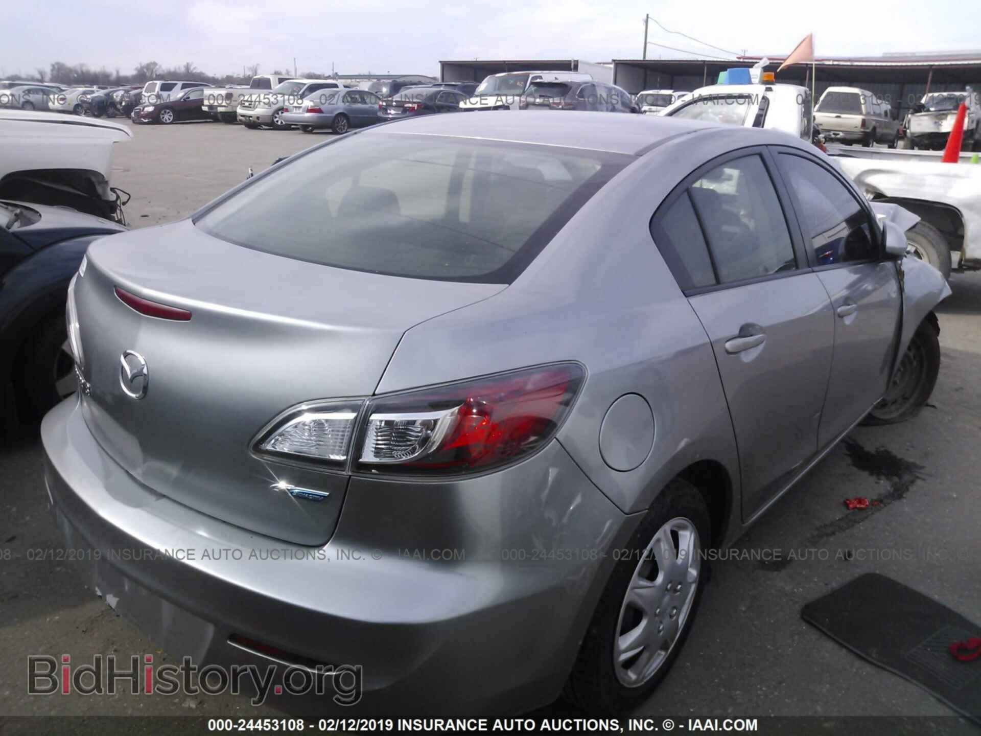 2013 MAZDA 3 - VIN: JM1BL1U74D1815816 - Фото 4