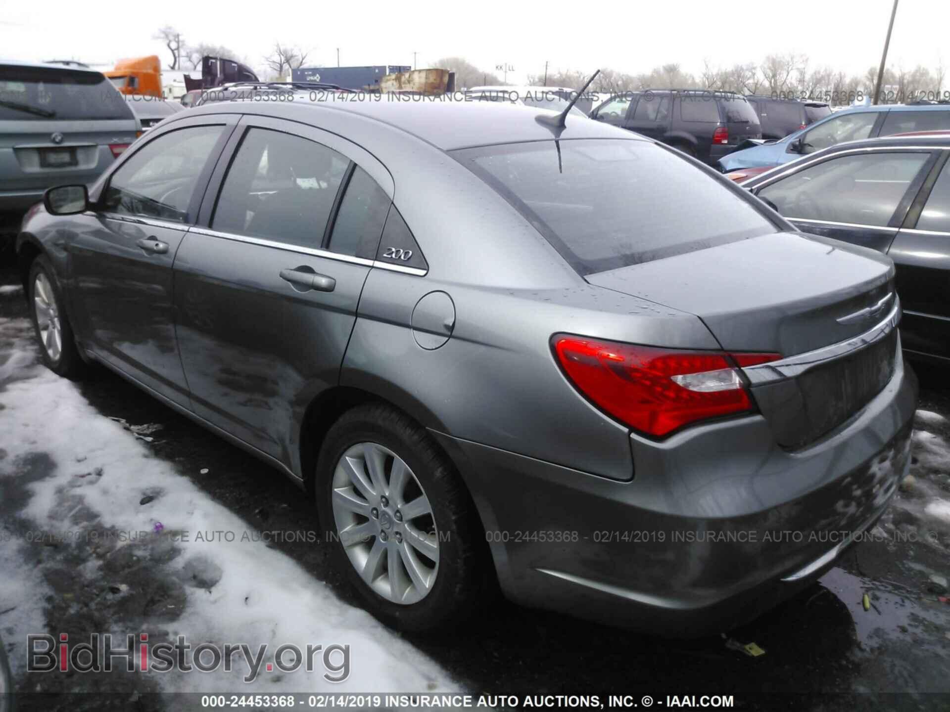 2011 CHRYSLER 200 - VIN: 1C3BC1FB2BN589965 - Фото 3