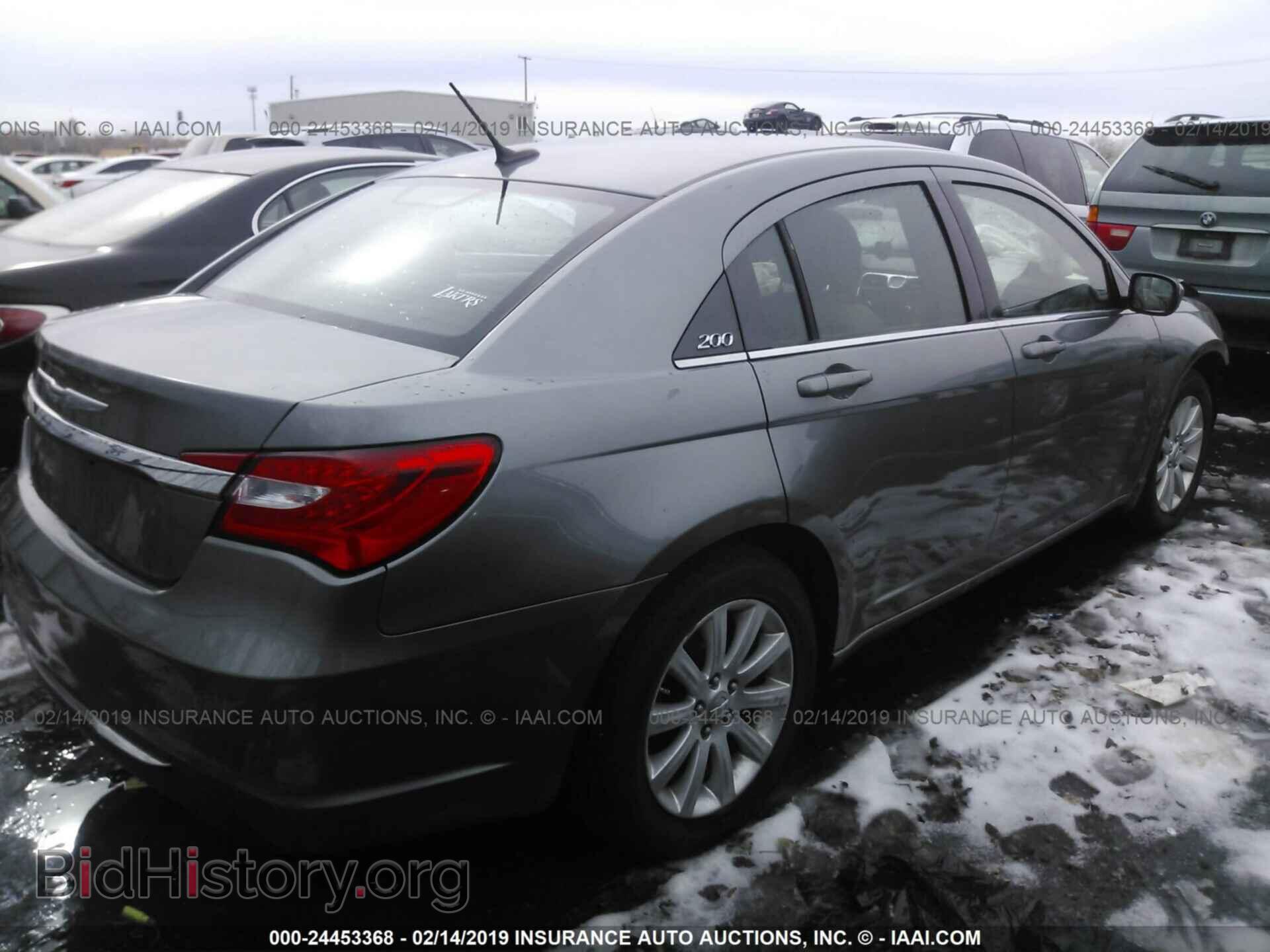 2011 CHRYSLER 200 - VIN: 1C3BC1FB2BN589965 - Фото 4